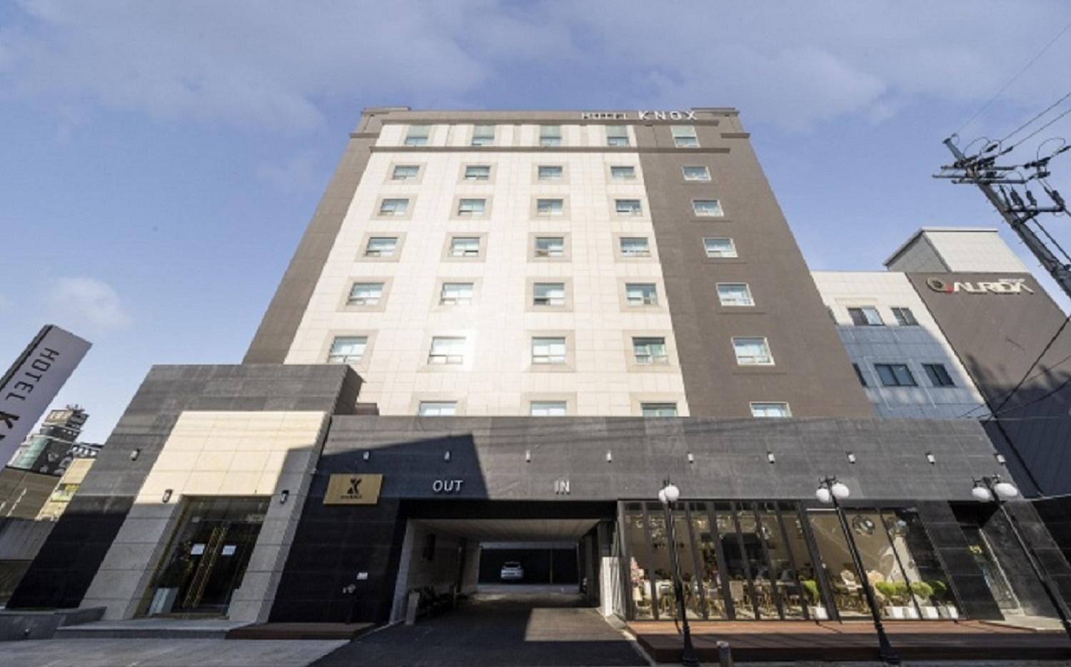 KNox Hotel