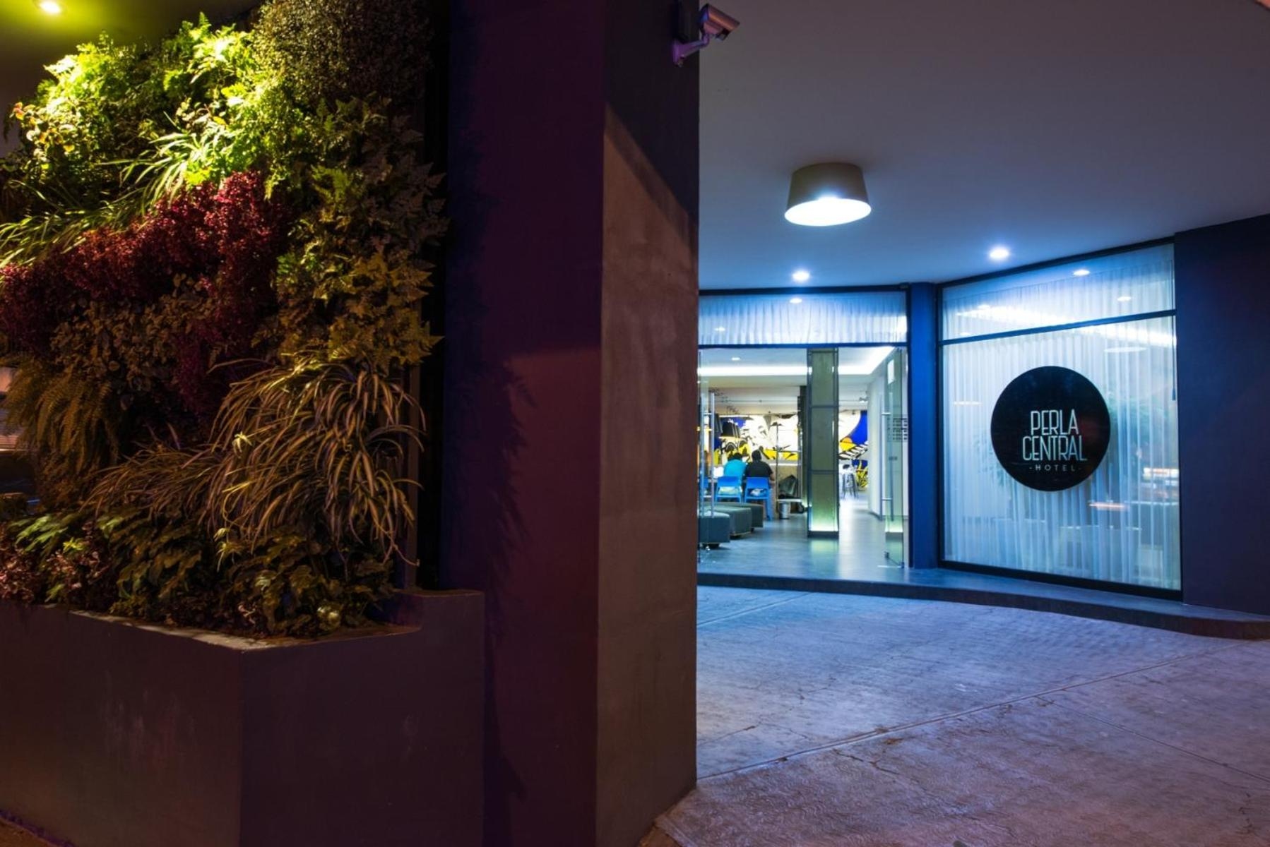 Hotel Perla Central