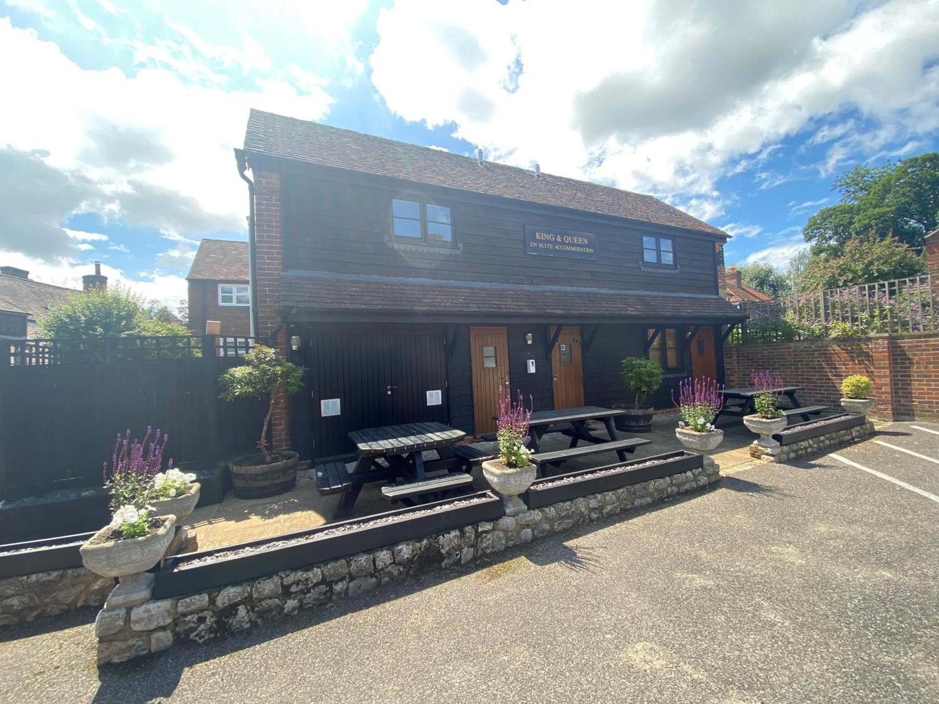 The King and Queen, West Malling