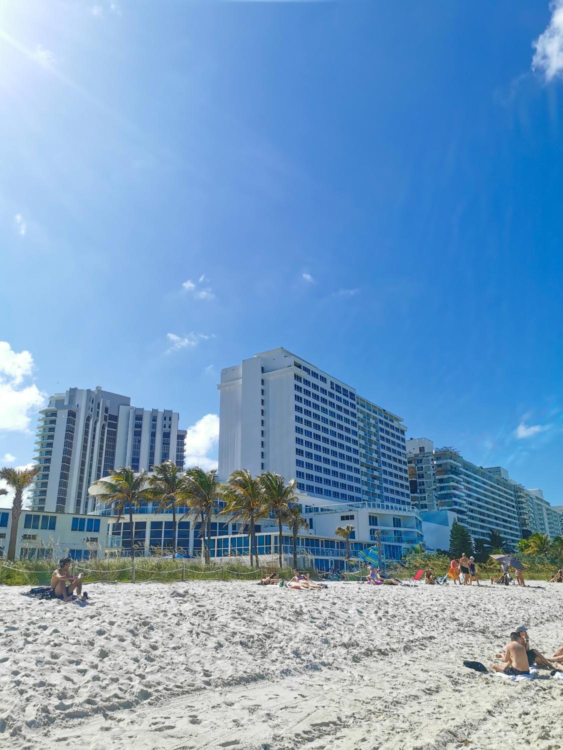 New Point Miami Beach Apartments