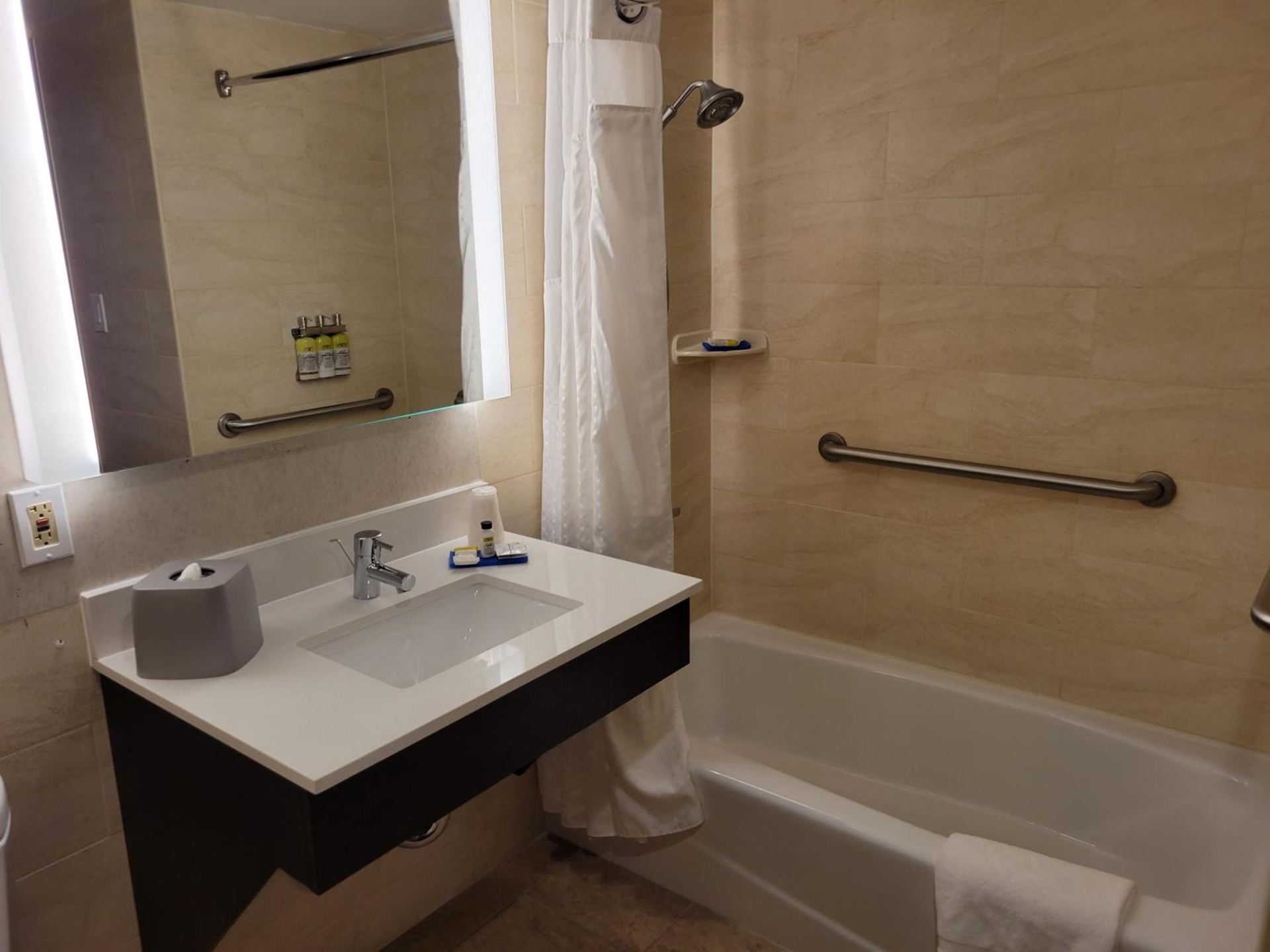 Foto de Holiday Inn Express Maspeth by IHG