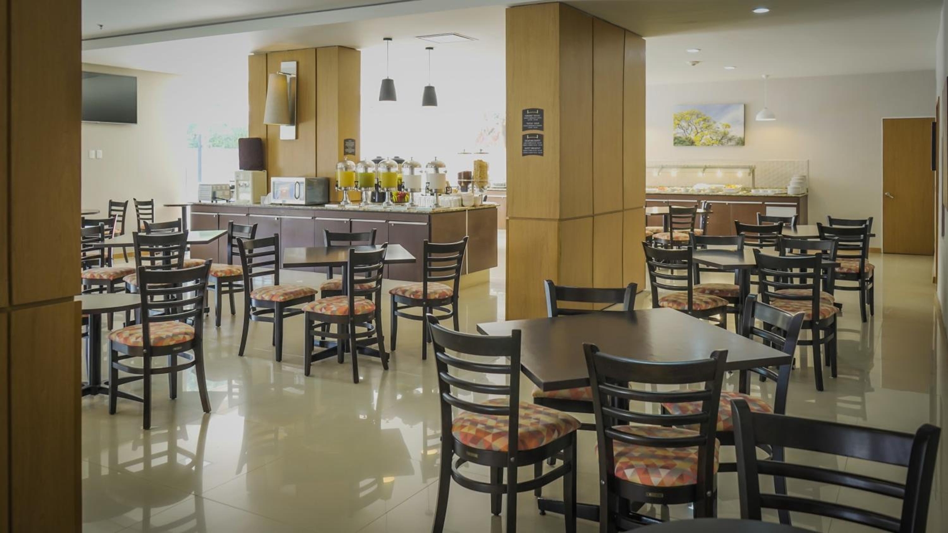 Foto de Staybridge Suites Guadalajara Expo by IHG