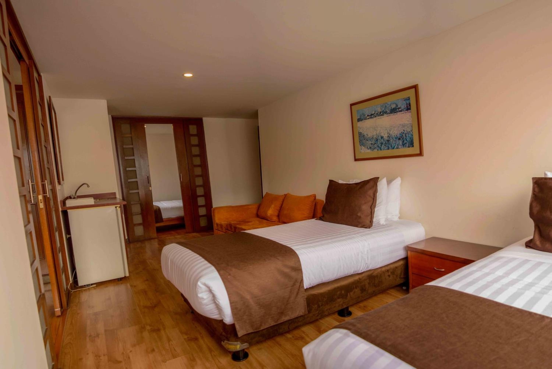 Foto de Hotel Confort 80 Zona Rosa By Hoteles Confort80