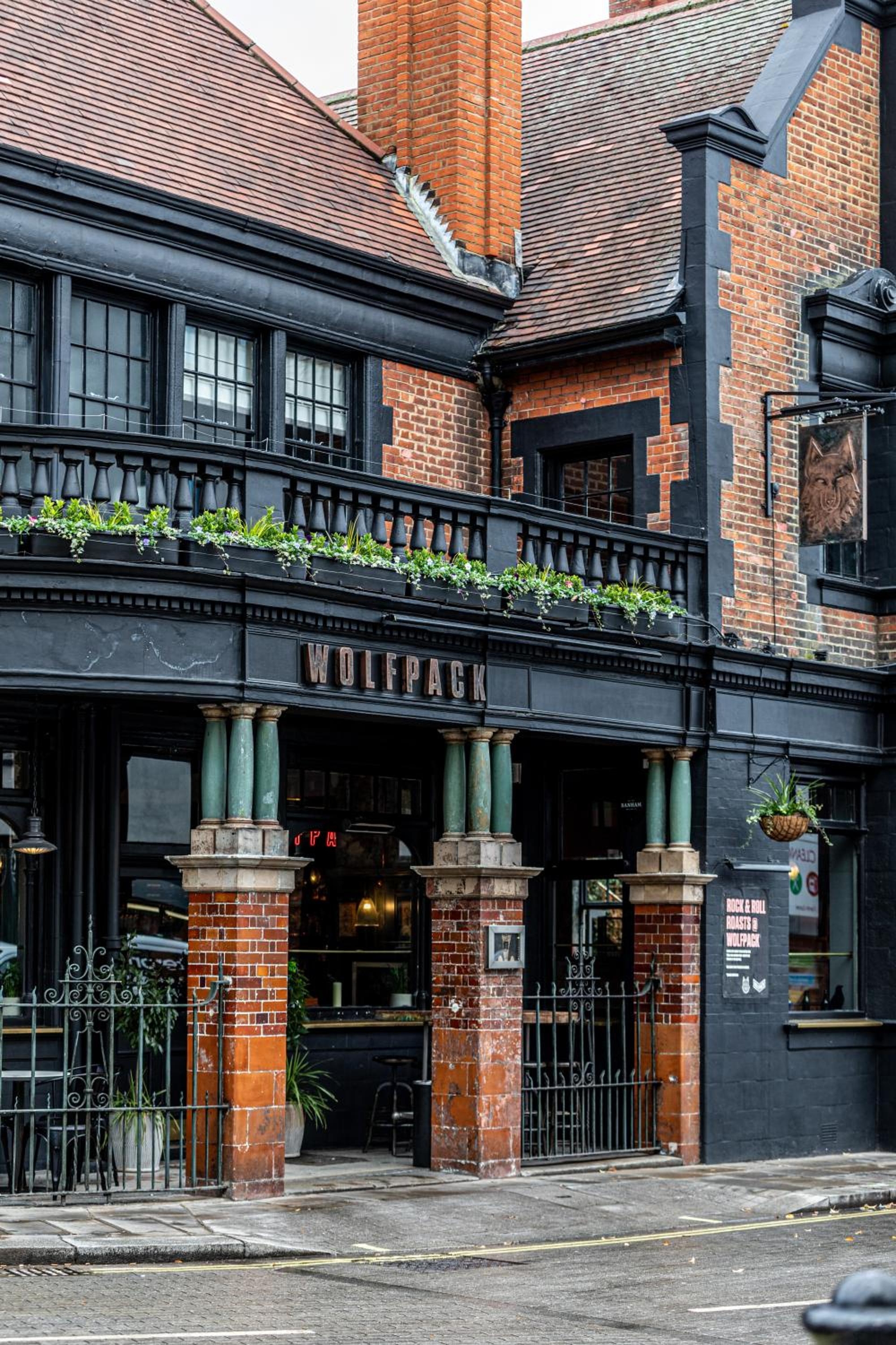 The Wolfpack Inn, London