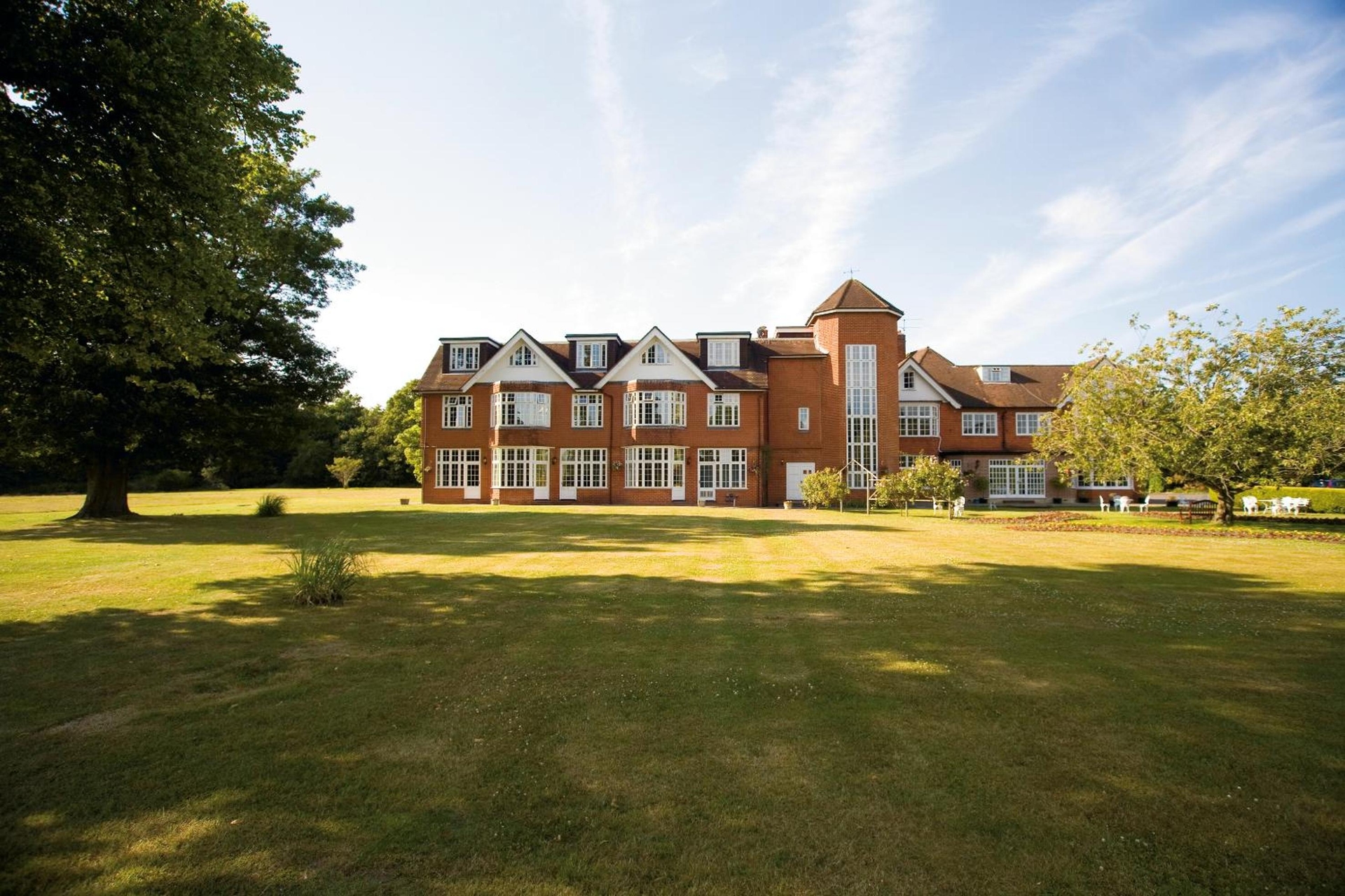 Grovefield House Hotel By Uno -FREE PARKING, Slough