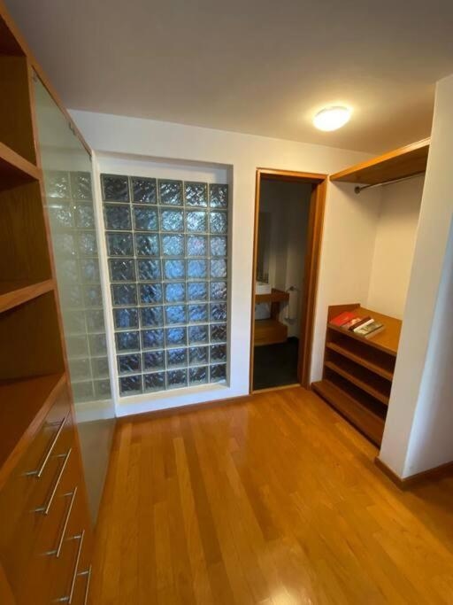Foto de Hermoso Departamento en Bosques de las Lomas Dos Habitaciones