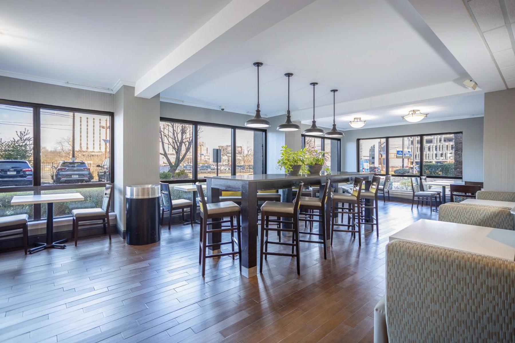 Foto de Holiday Inn Express - Newark Airport - Elizabeth by IHG