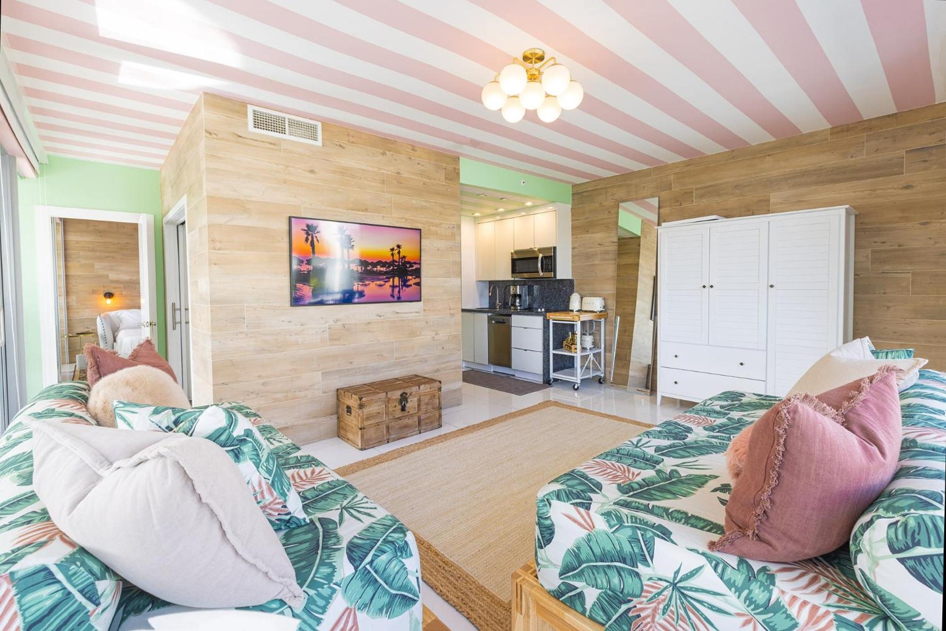 Foto de Boutique Suite with Huge Terrace and Rooftop Pool