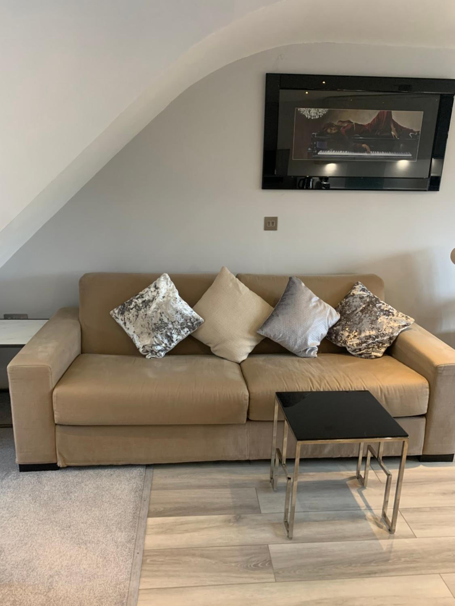 Cosy Beautiful One bedroom Flat, Dorking