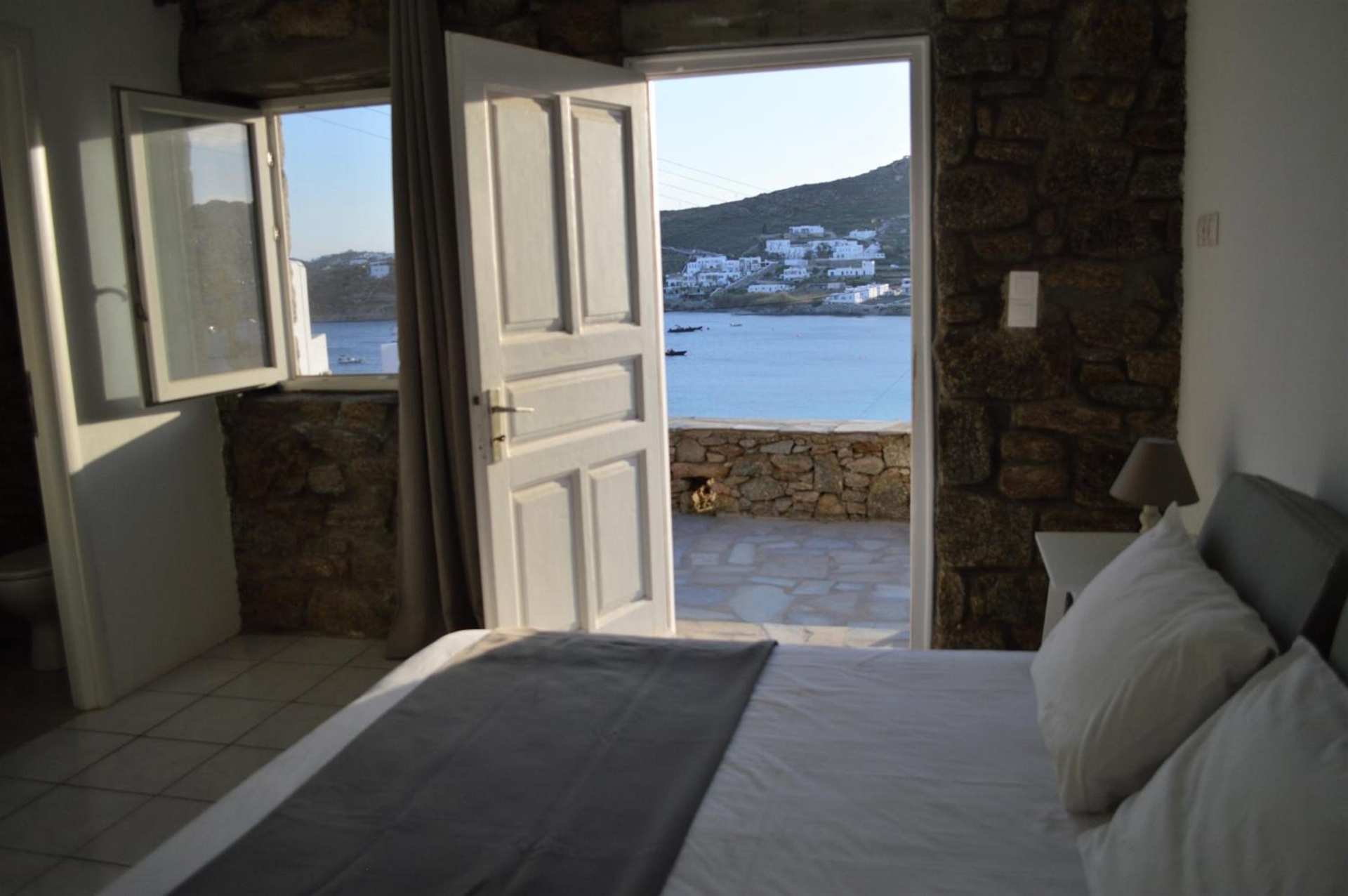 Revel Mykonos, Mýkonos City