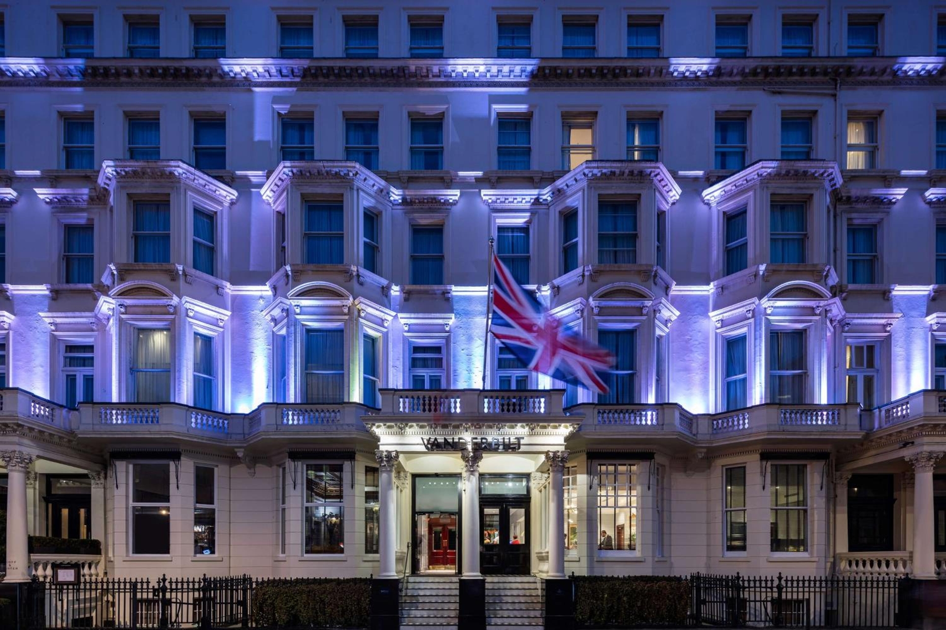 Radisson Blu Hotel, London South Kensington, London