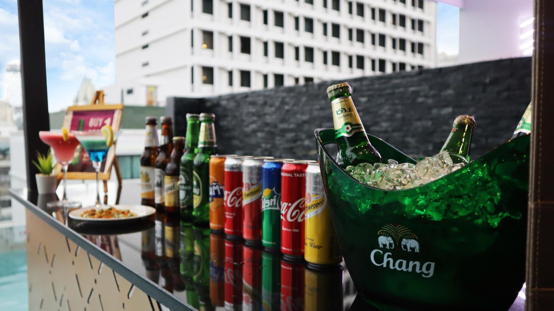 Foto de GLOW Sukhumvit 5