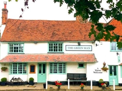 Guest Rooms at The Green Man, Takeley
