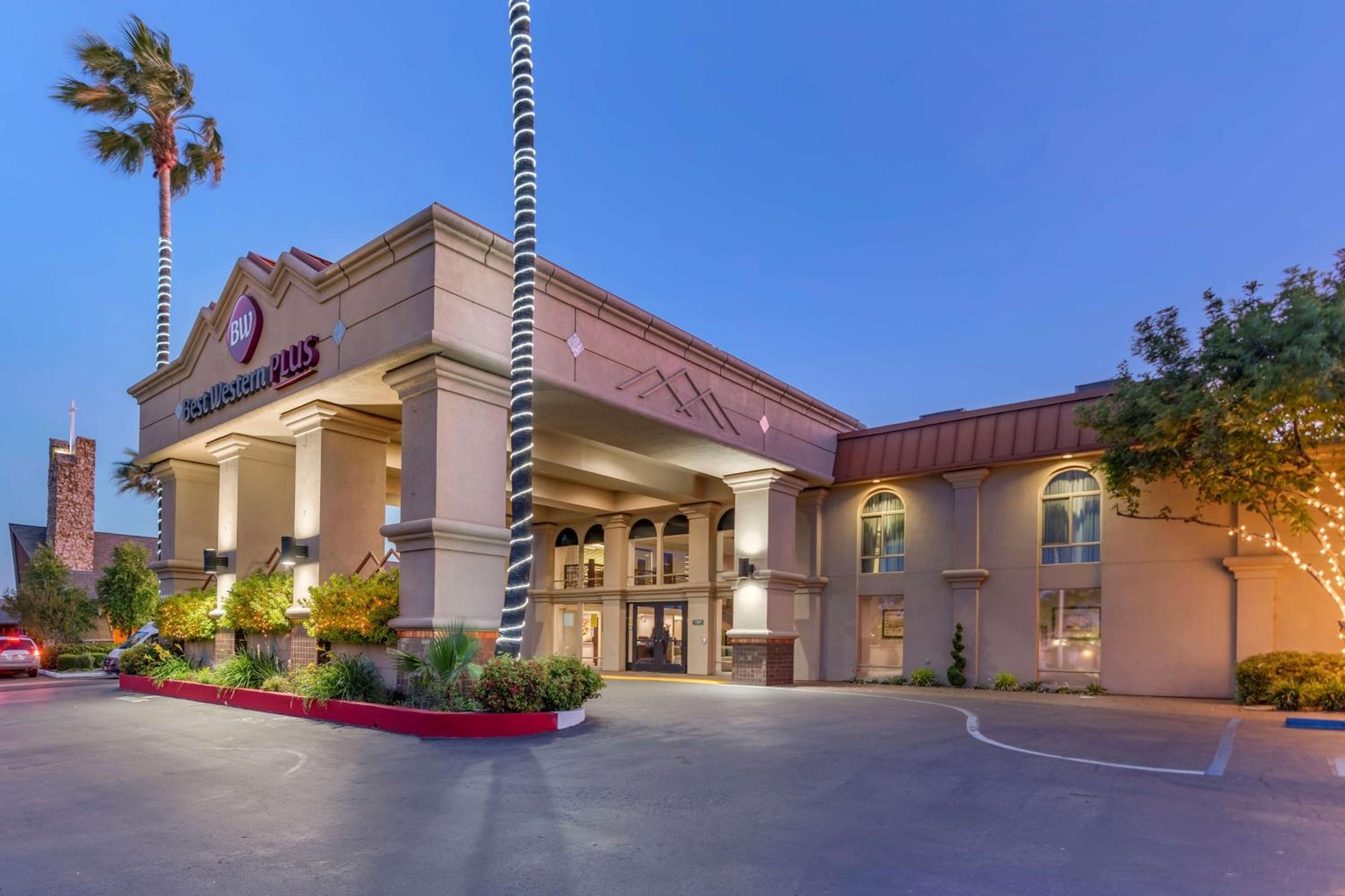 Best Western Plus Hilltop Inn, Redding