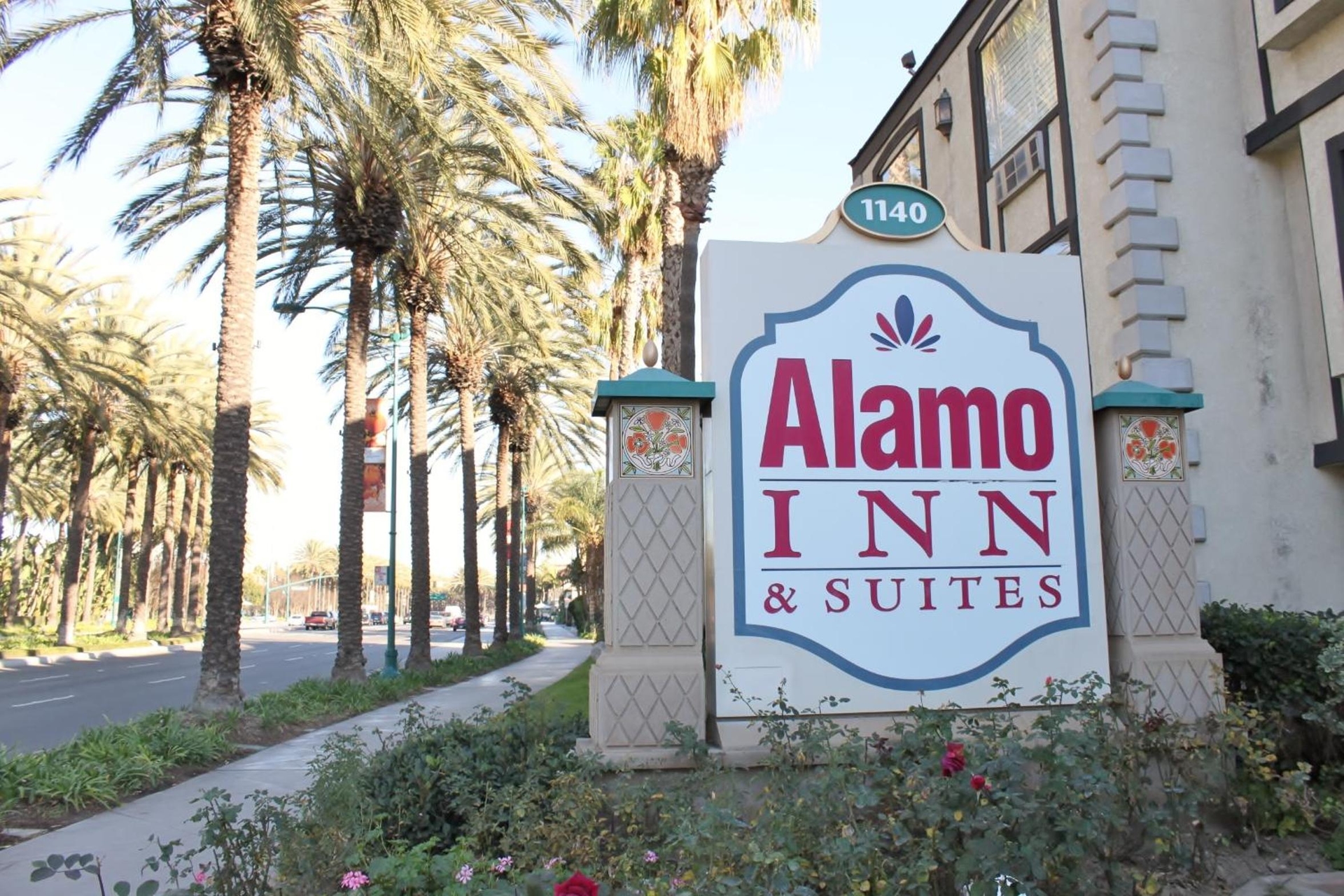 Alamo Inn and Suites - Convention Center, Anaheim