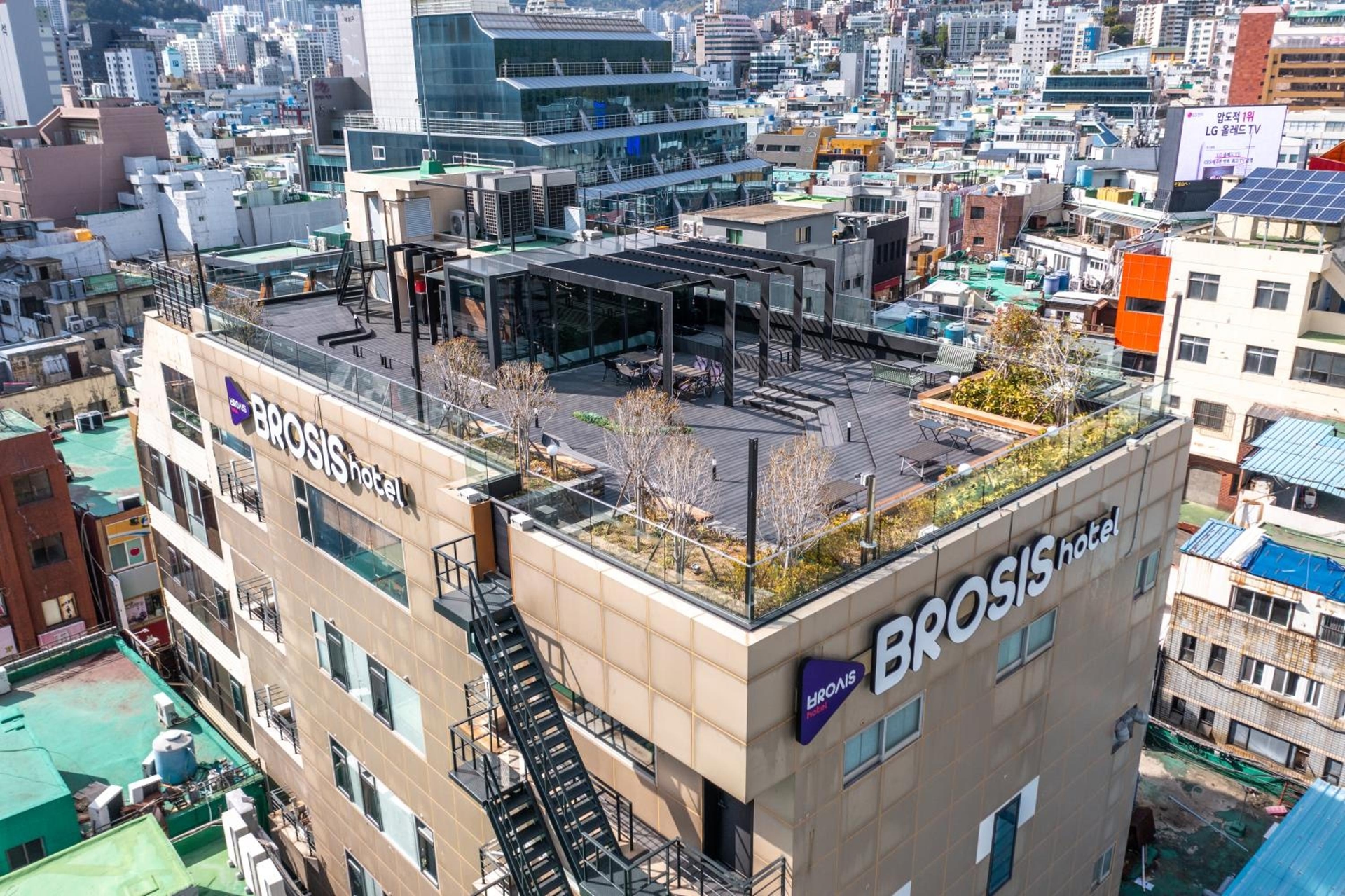 Brosis Hotel