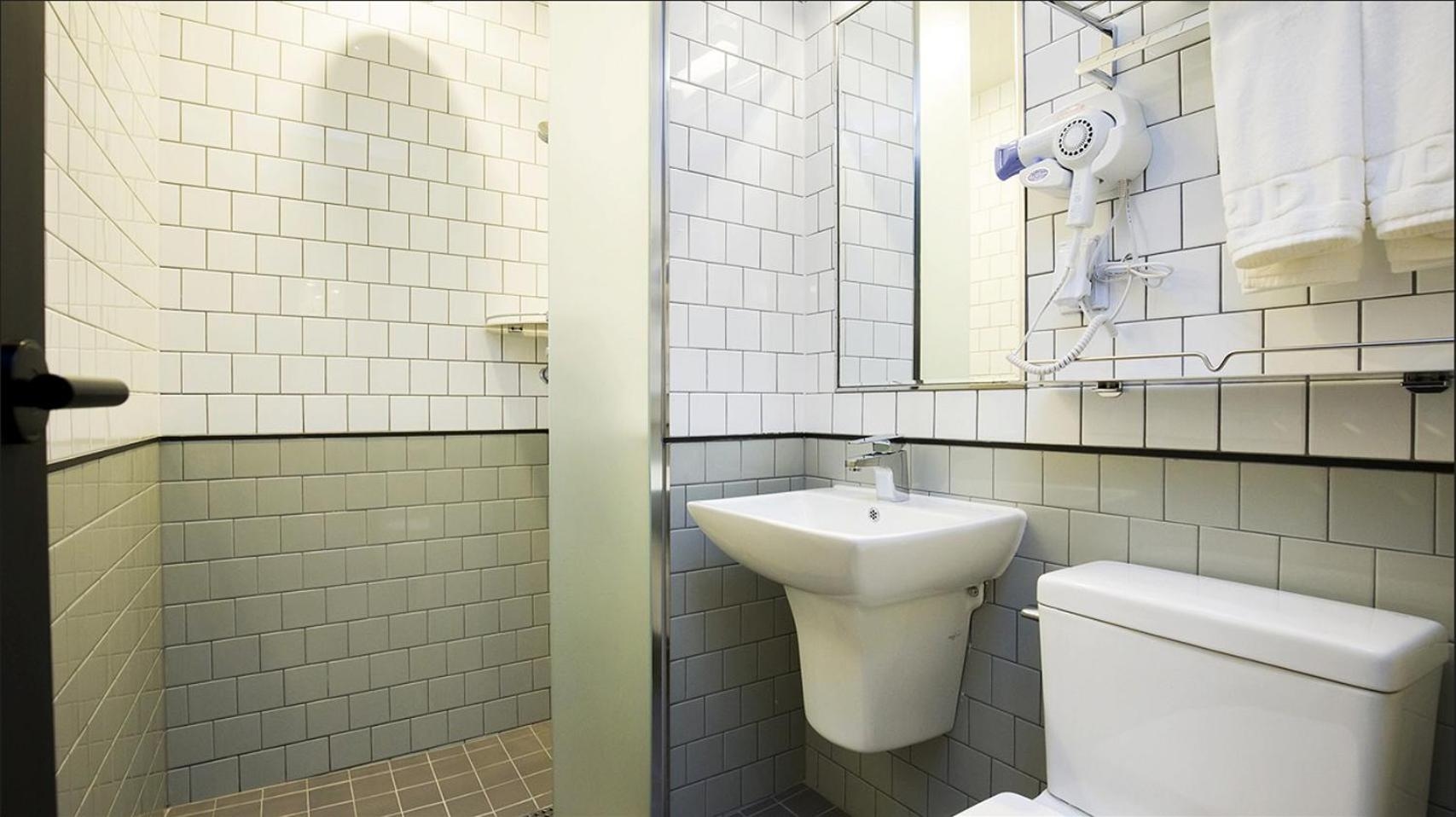 Foto de Grid Inn Hotel
