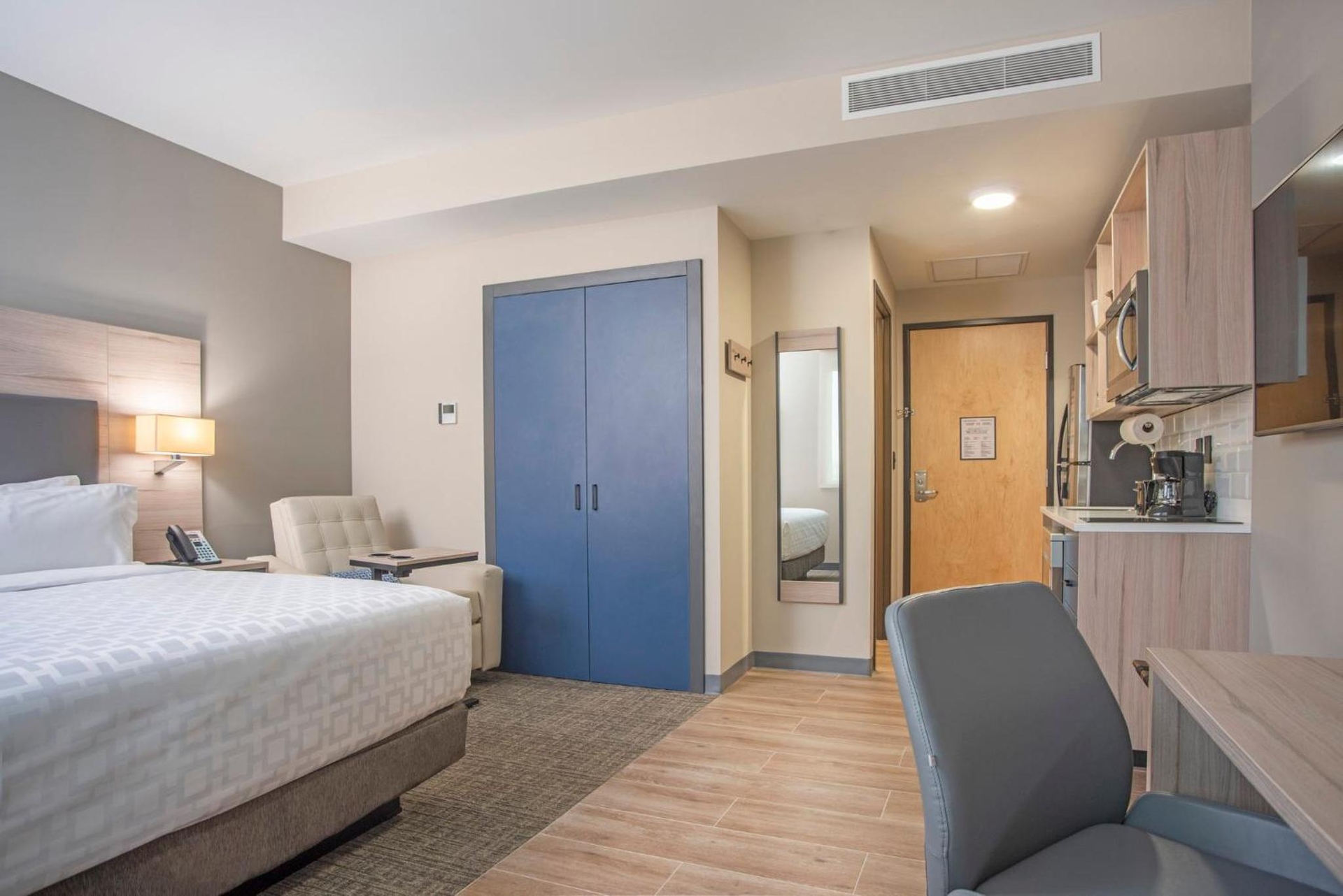 Foto de Candlewood Suites - Guadalajara Galerias by IHG