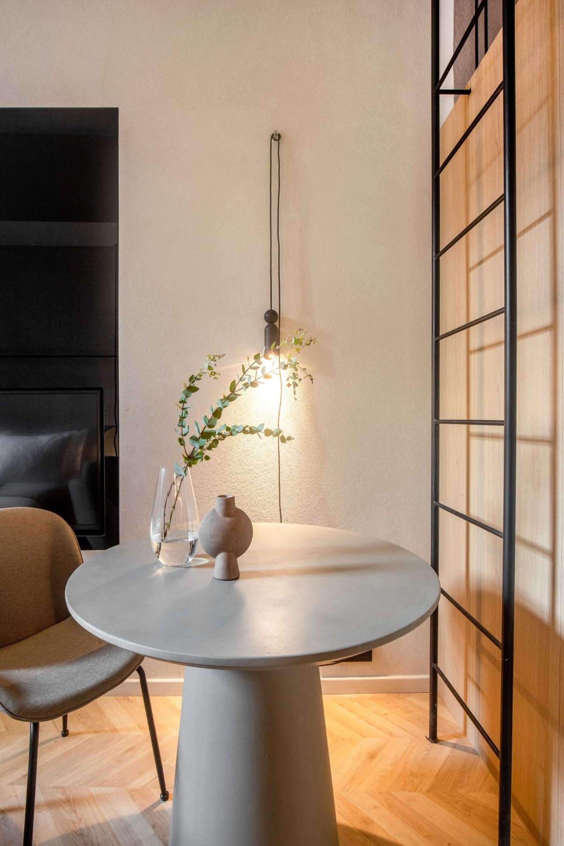 Foto de The Newel Psychiko