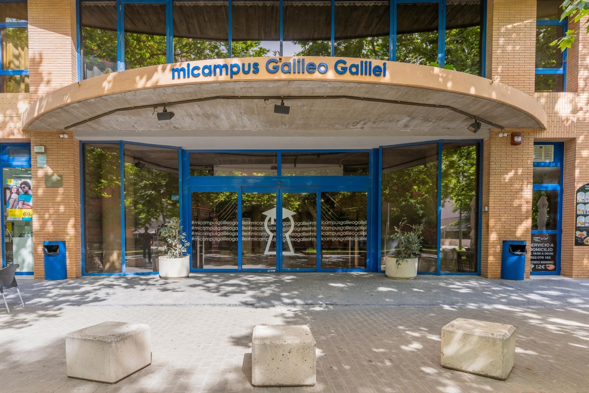 Albergue Juvenil Colegio Mayor Galileo Galilei, Valencia