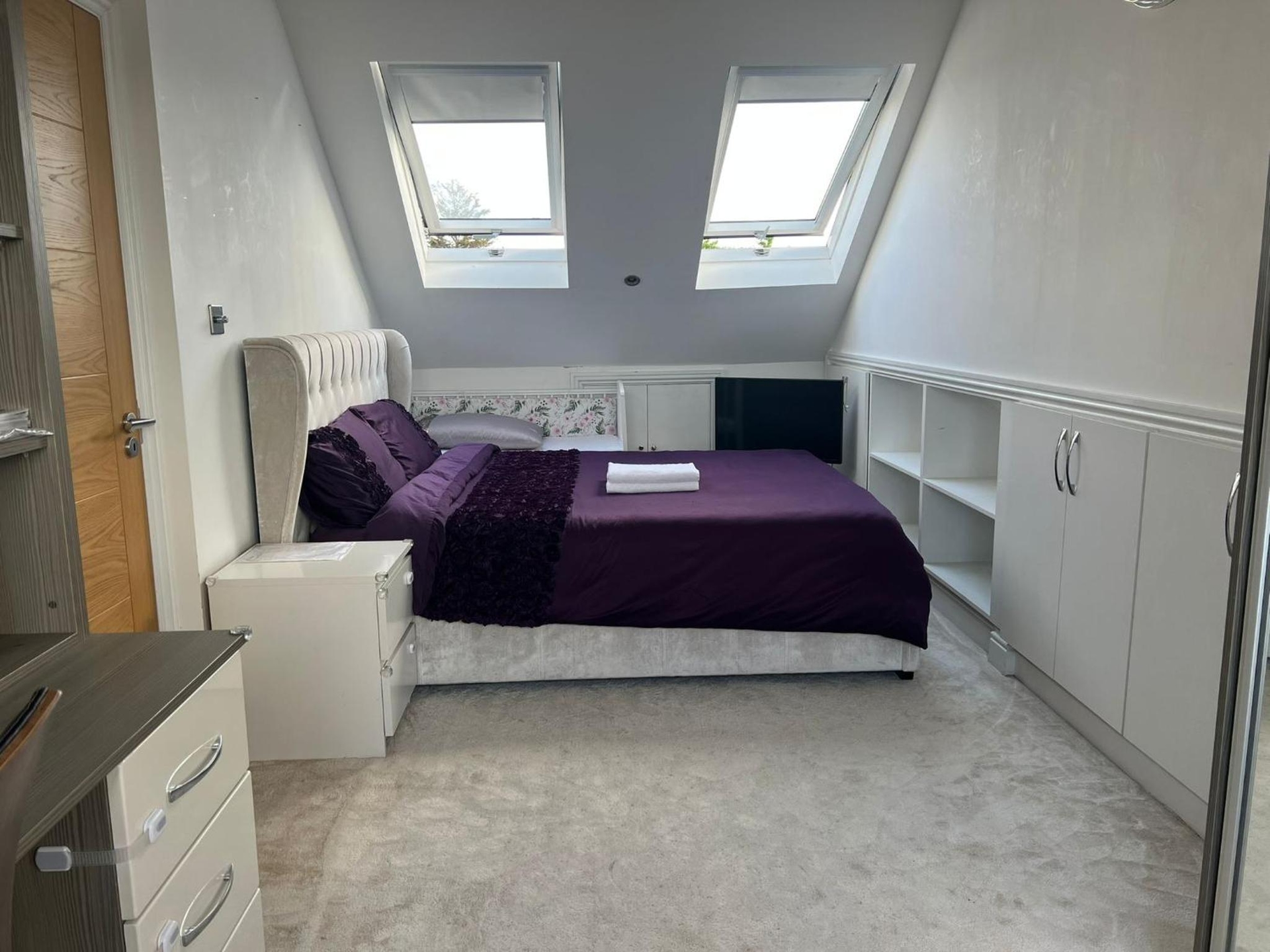 Deluxe Homestay near Tottenham Hotspur Stadium, London