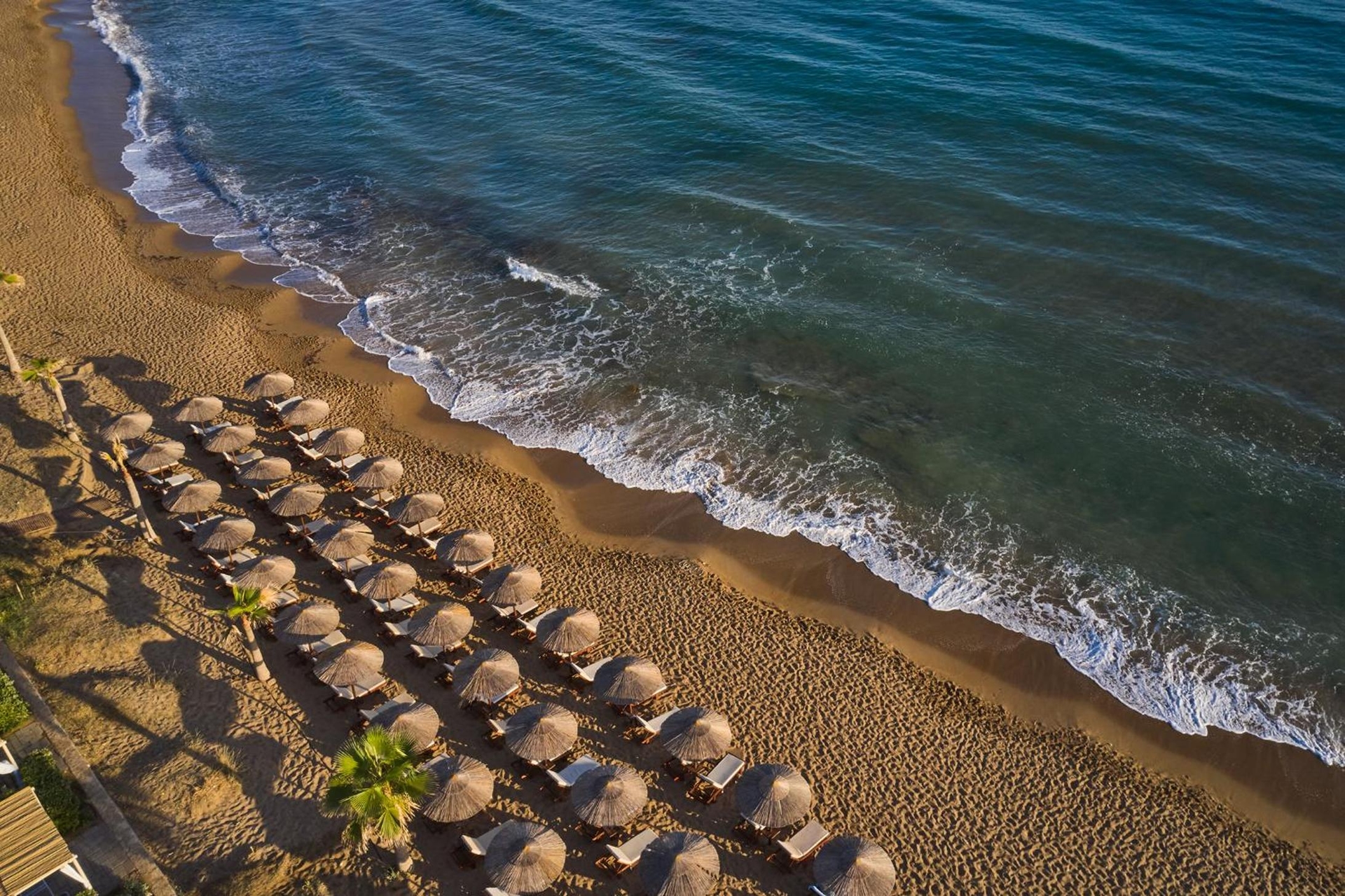 Foto de Atlantica Kalliston Resort - Adults Only