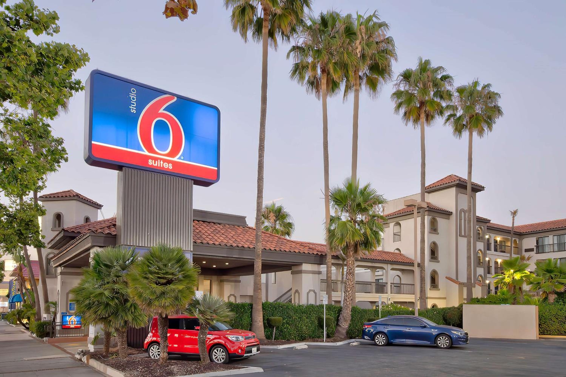 Studio 6 Suites Lawndale, CA South Bay, Lawndale