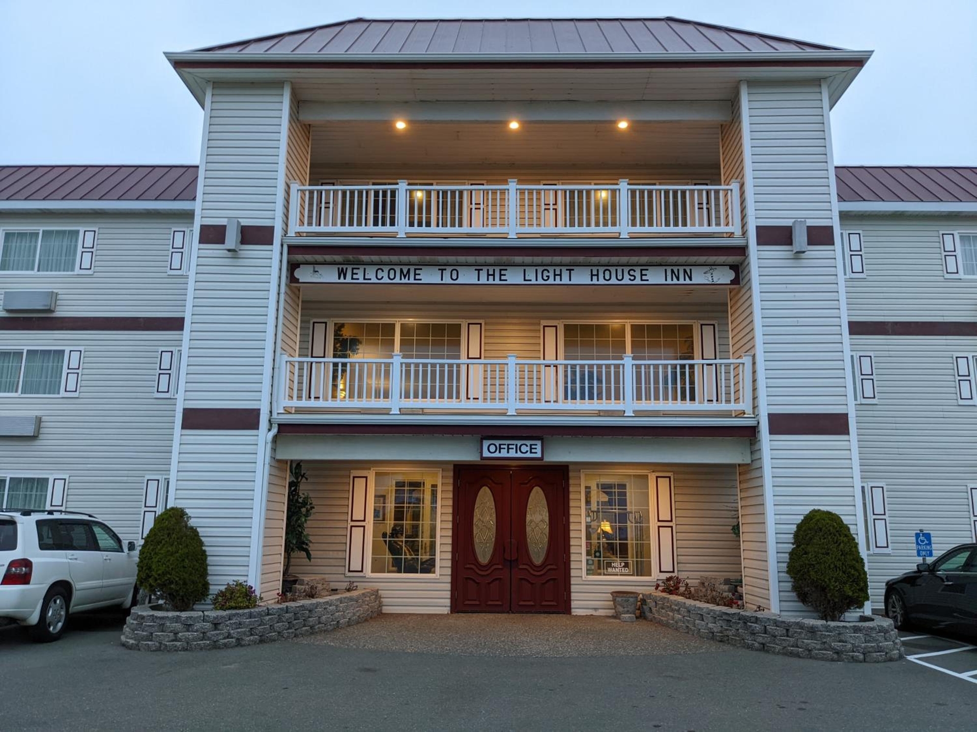 Lighthouse Inn, Crescent City