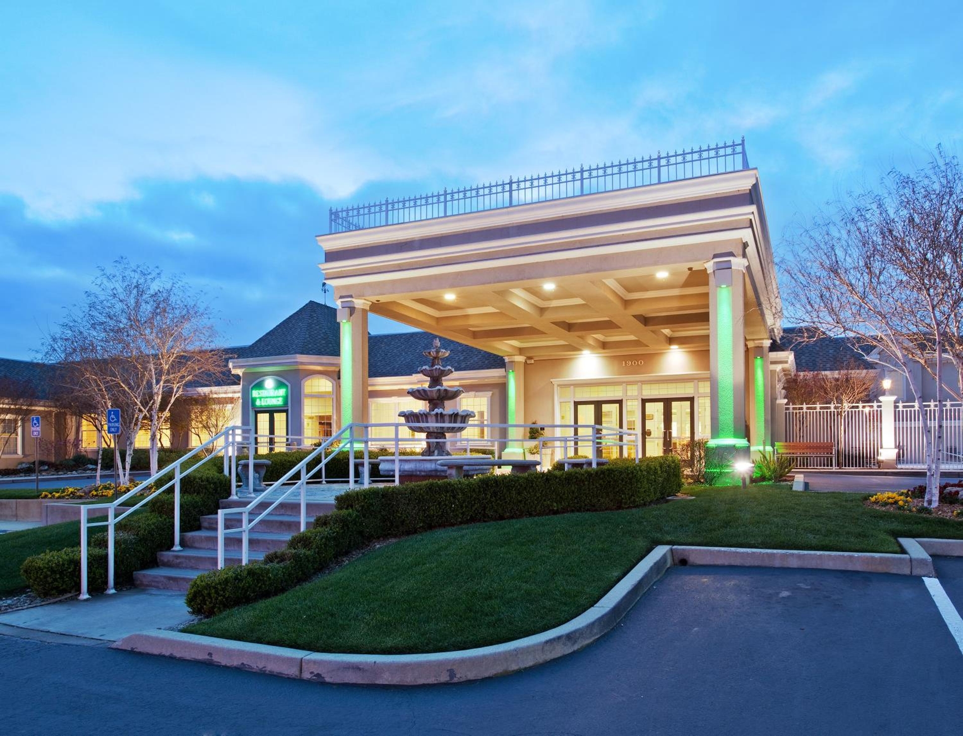 Holiday Inn Redding by IHG, Redding