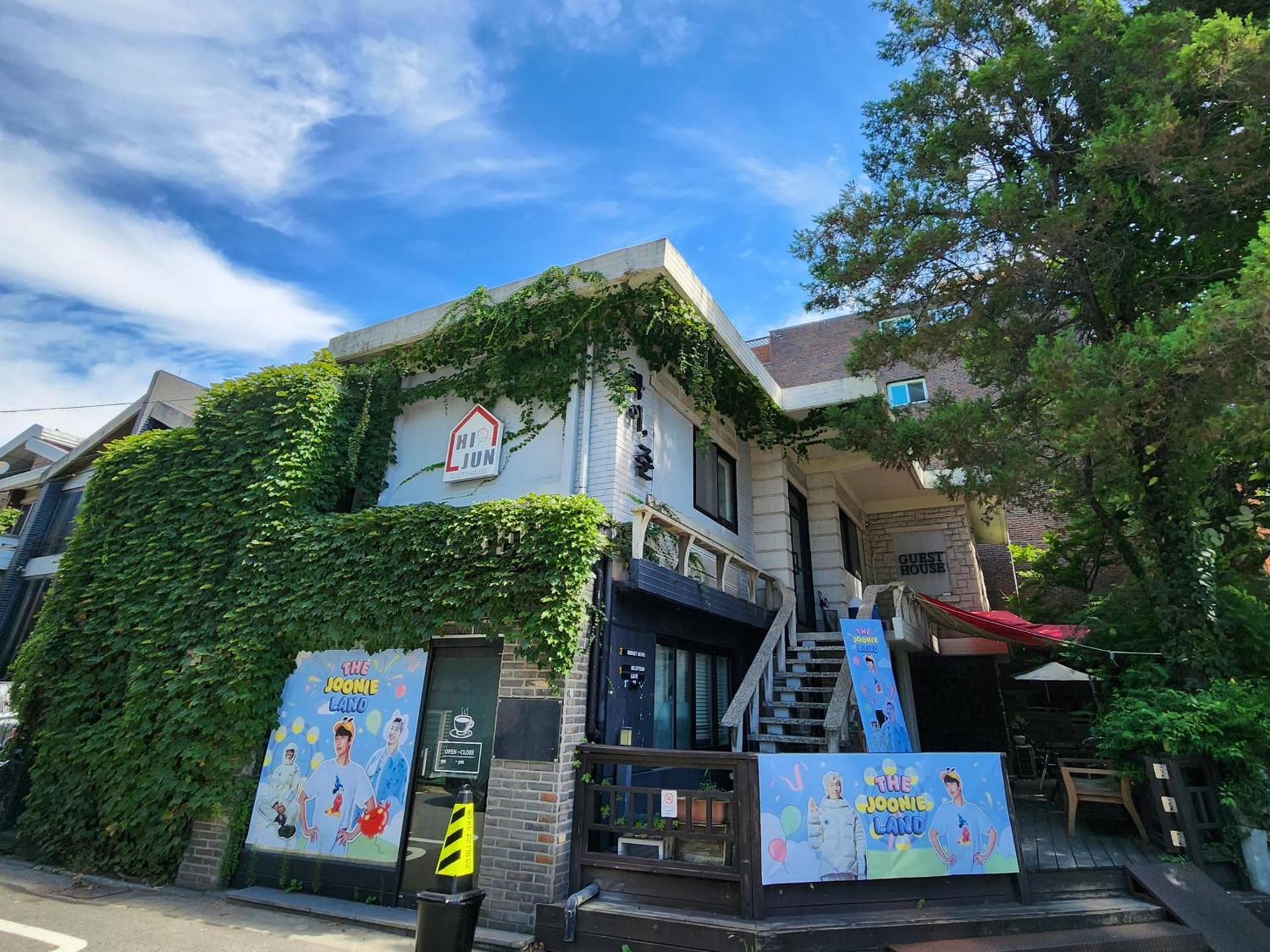 OkiDoki House