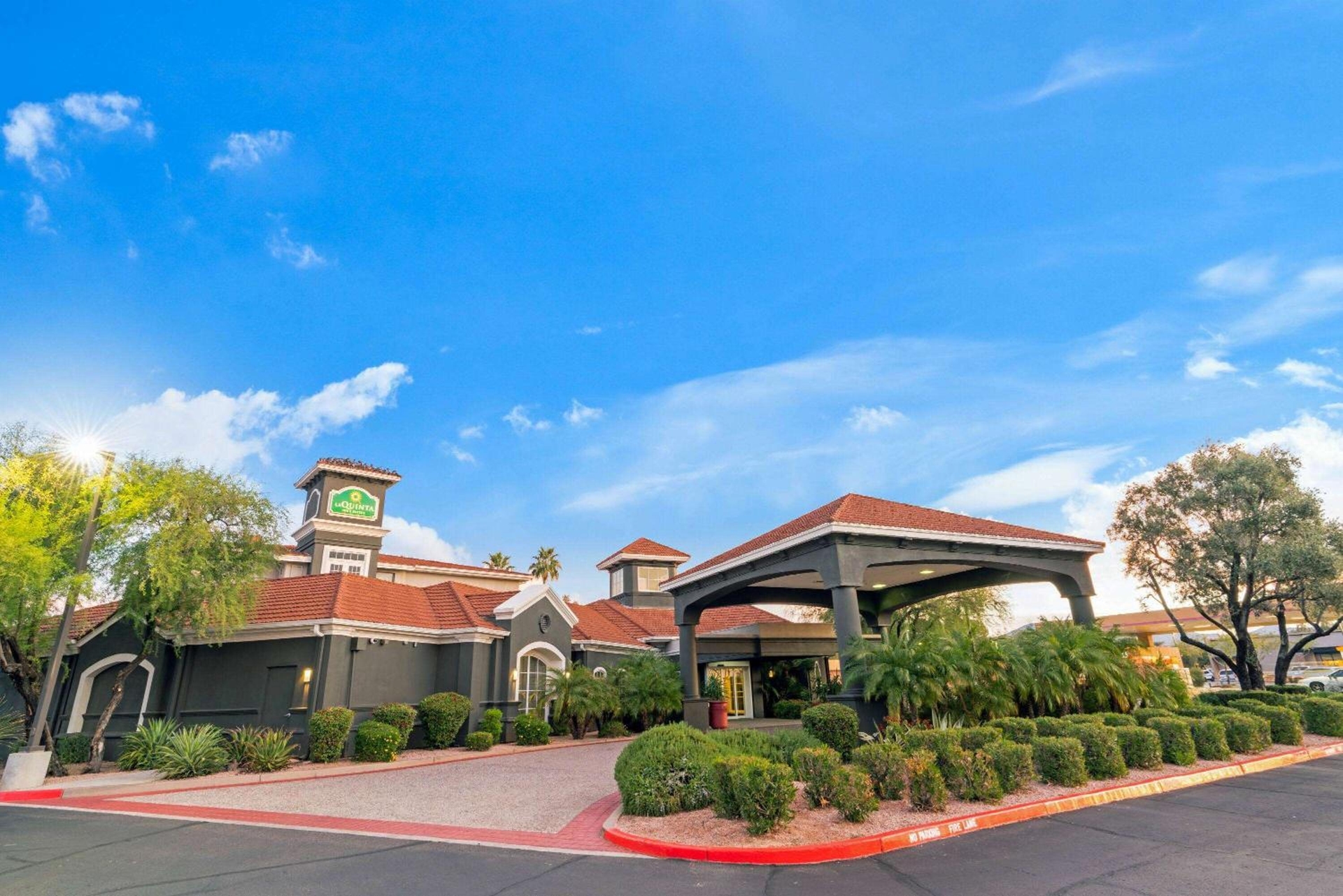 La Quinta Inn & Suites by Wyndham Phoenix Scottsdale, Scottsdale