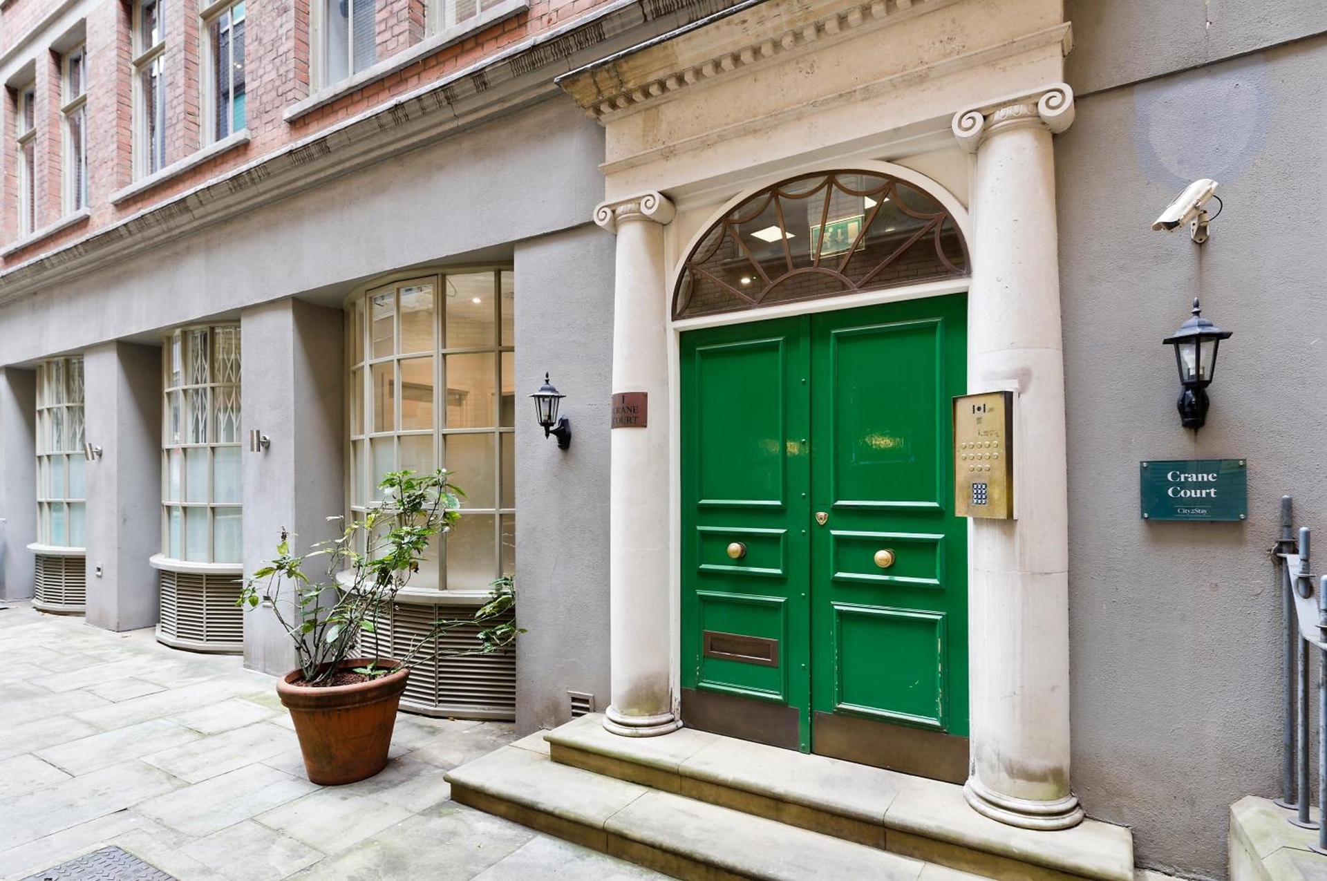 Crane Court by City2Stay, London