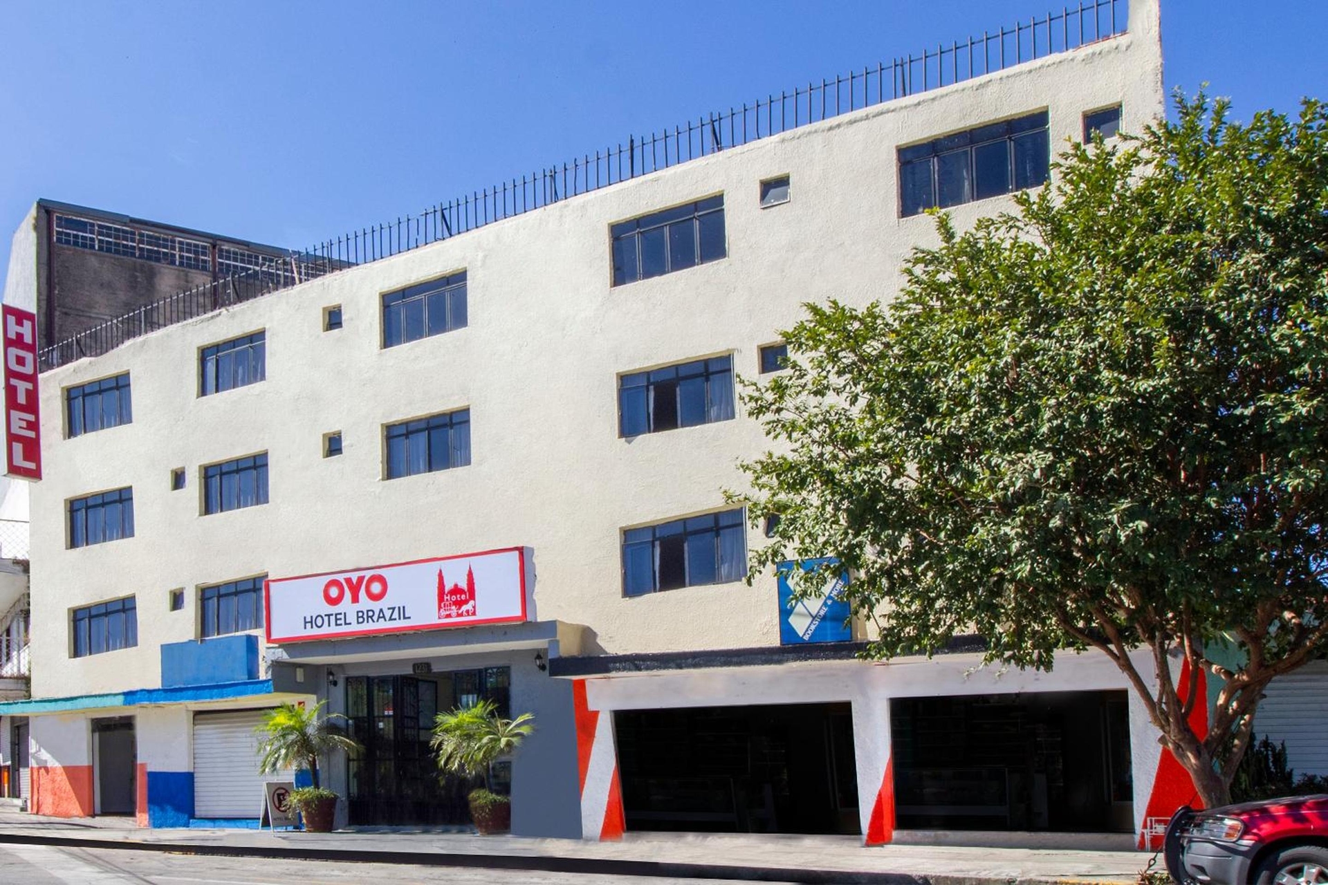 Foto de OYO Hotel Brazil,Guadalajara,Estadio Jalisco
