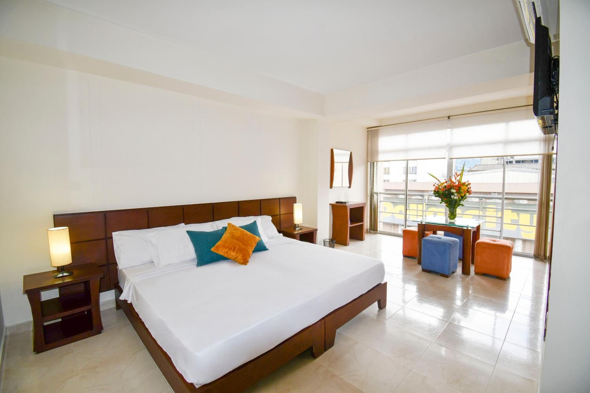 Hotel Mónaco Armenia, Armenia