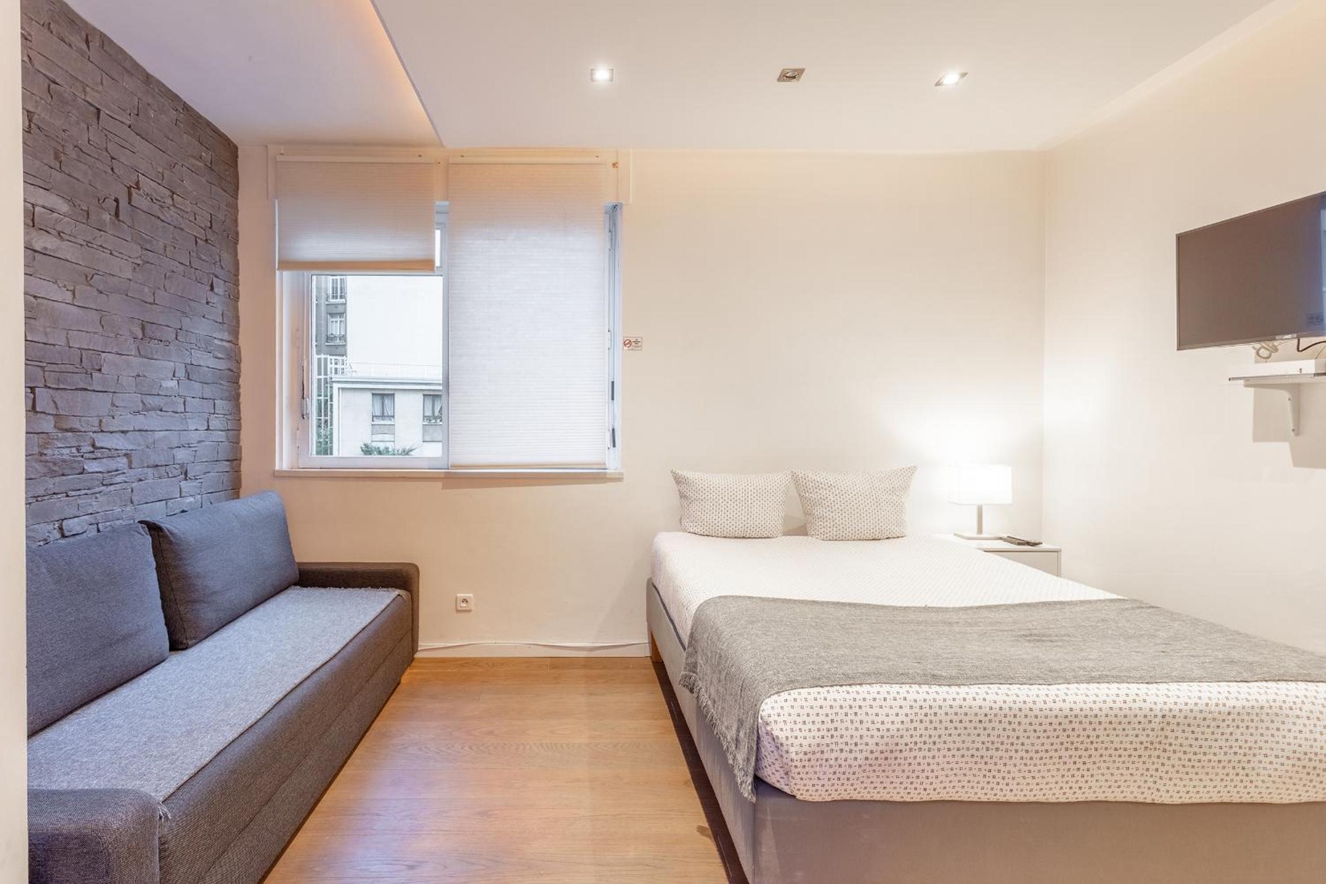Victor Hugo Flat