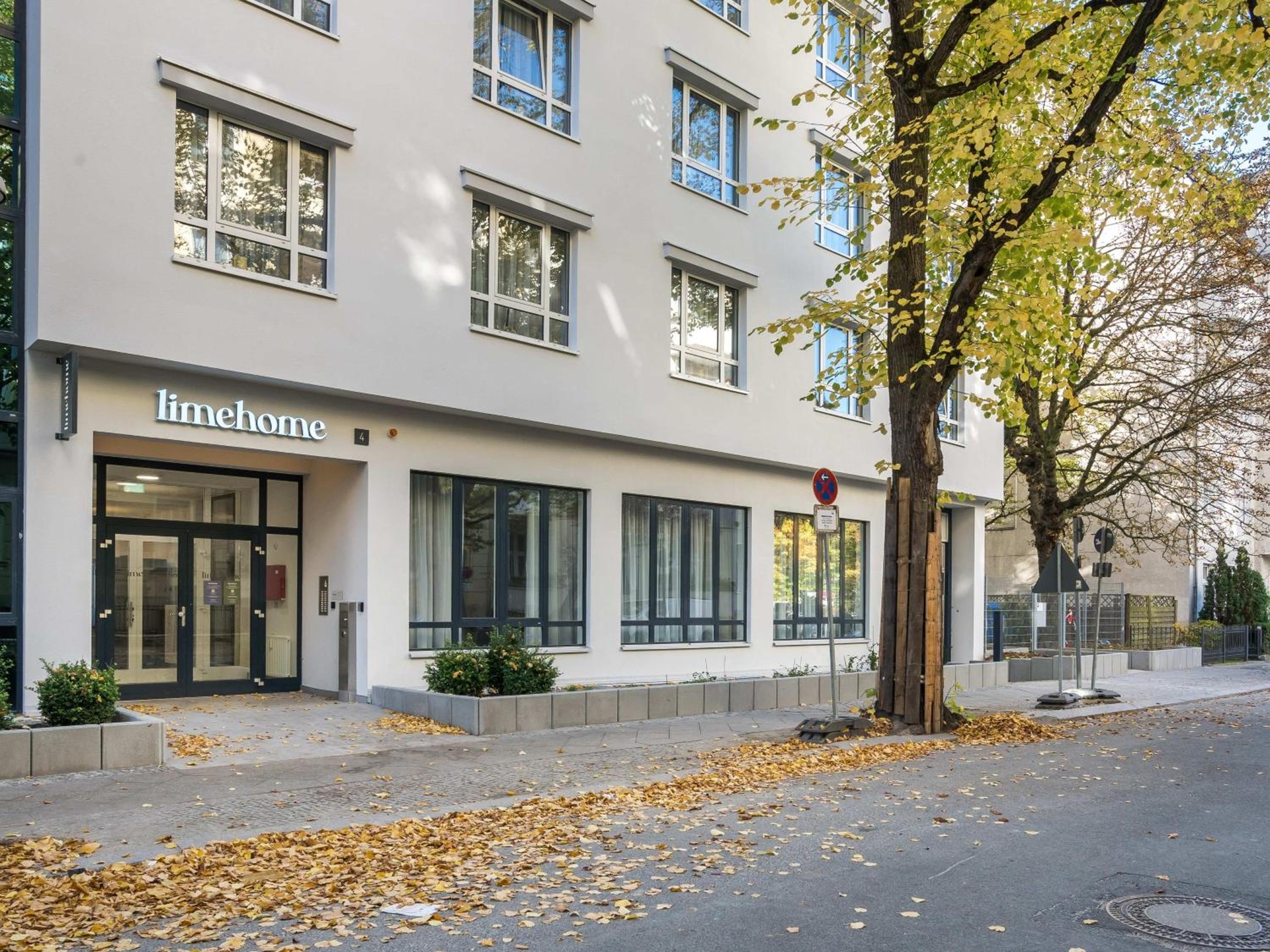 Limehome Berlin Luise Henriette Str - Digital Access