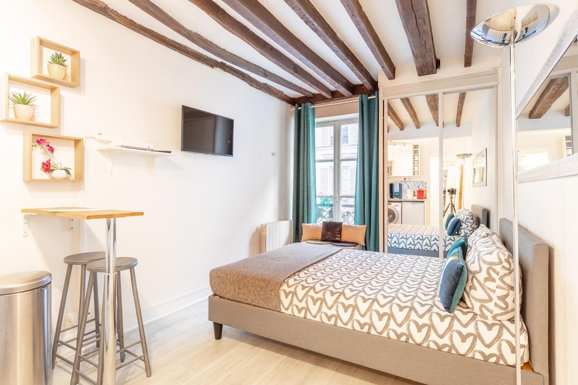 Ternes Cozy Studio