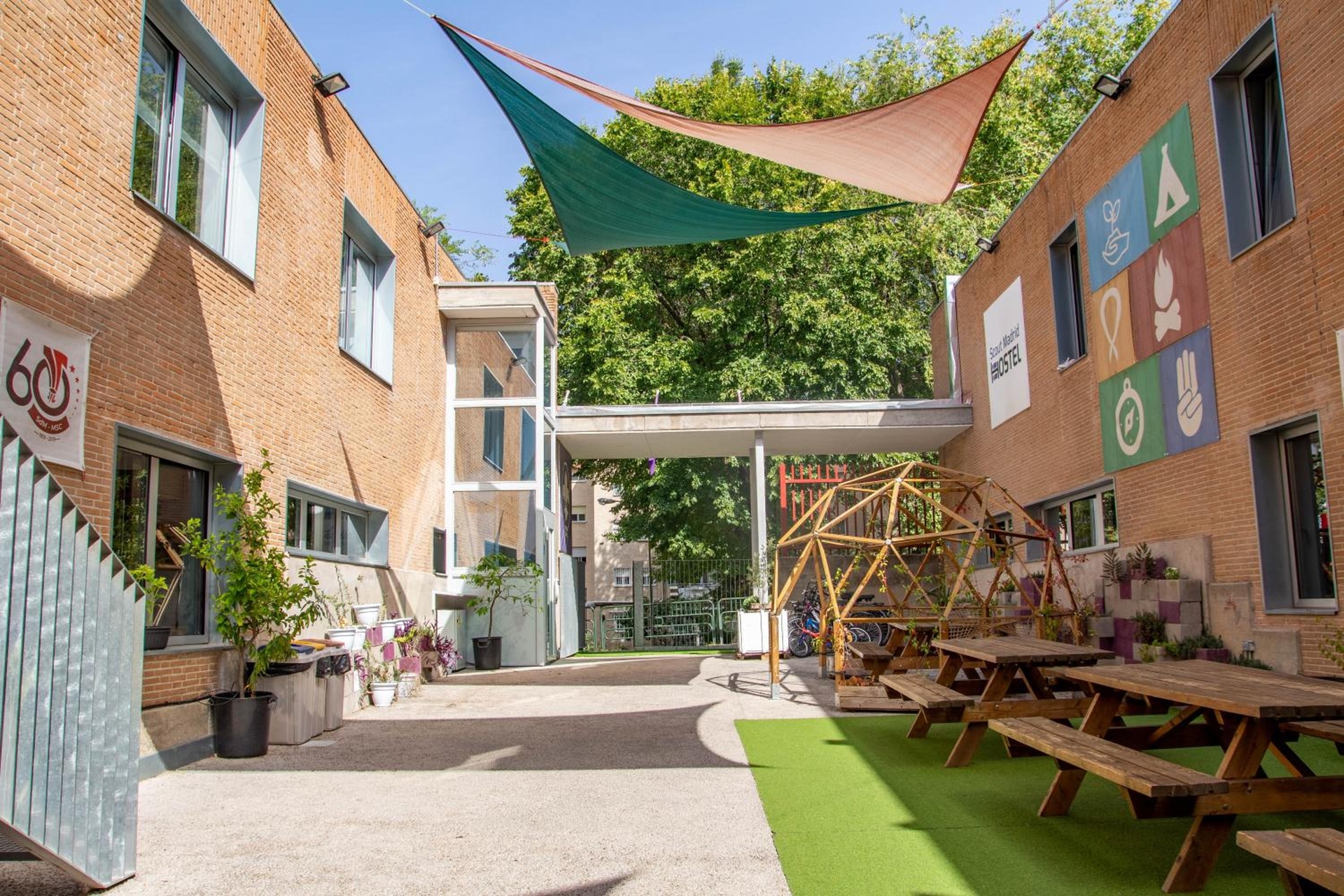 Scout Madrid Hostel, Madrid