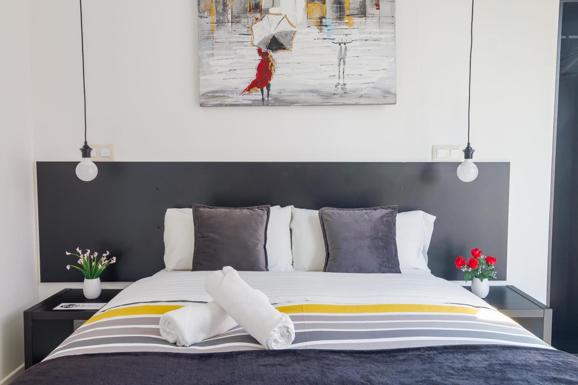 AYZ Villegas - Auto check-in property, Madrid
