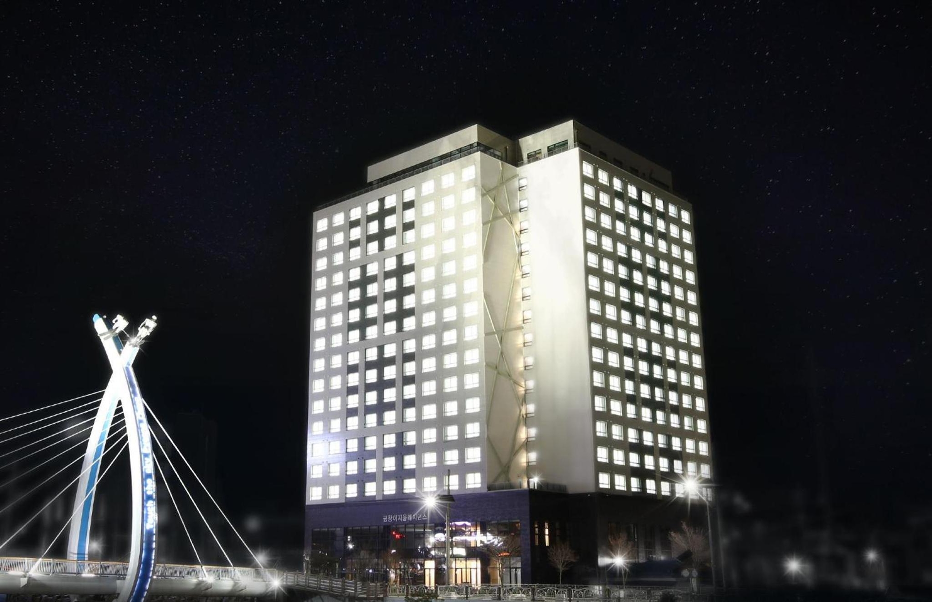 AM Hotel