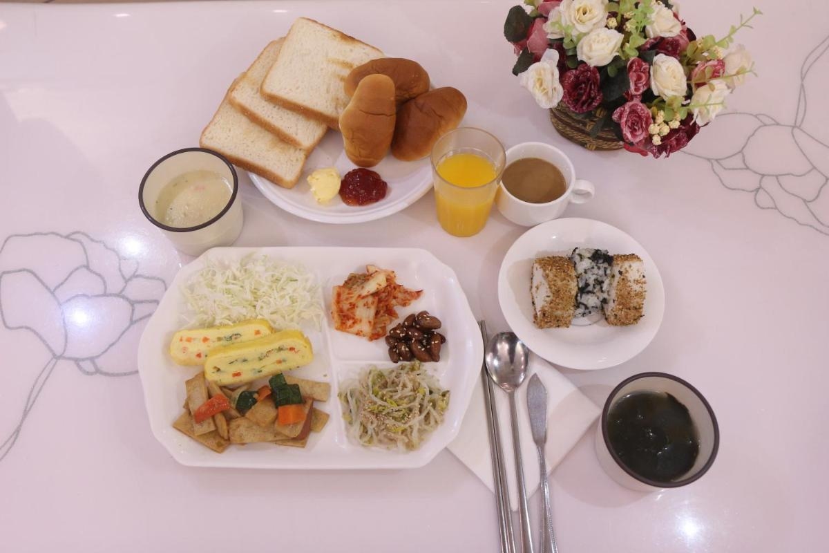 Foto de Toyoko Inn Busan Jungang Station