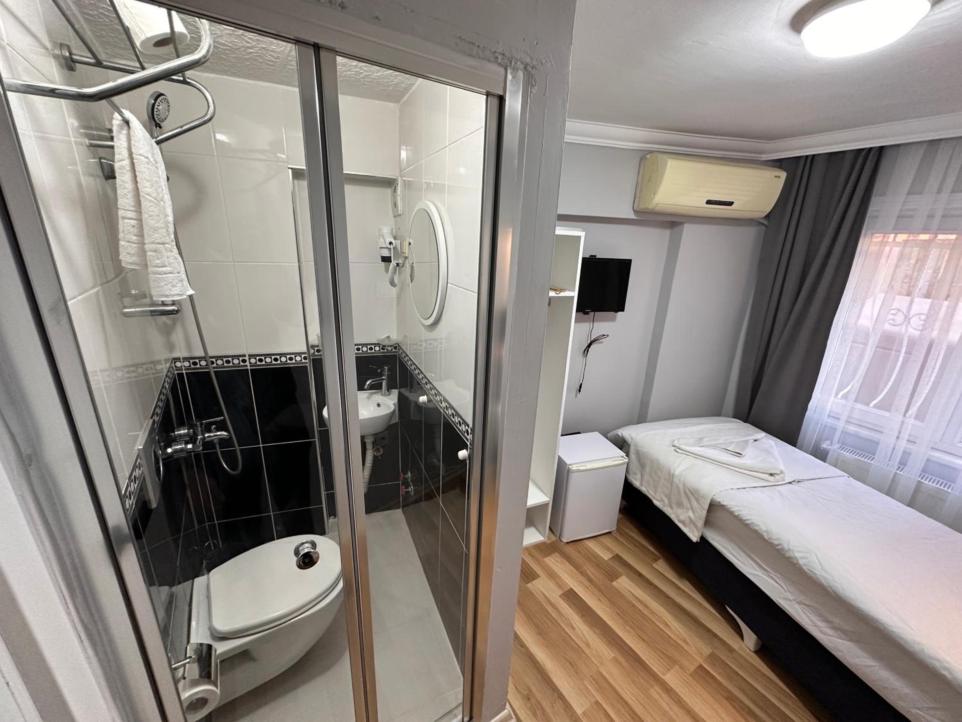 Foto de Asparagus HOTEL & SUITES OLD CITY