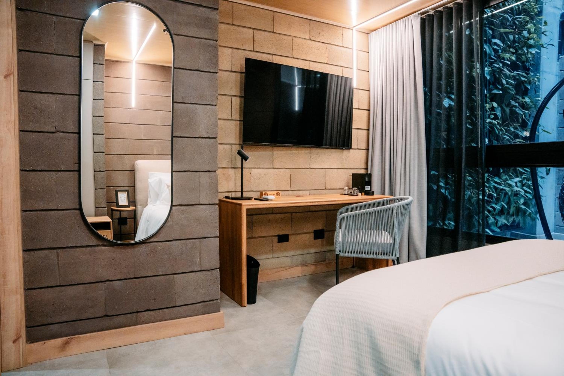 Hotel Living by Armoniko, Laureles