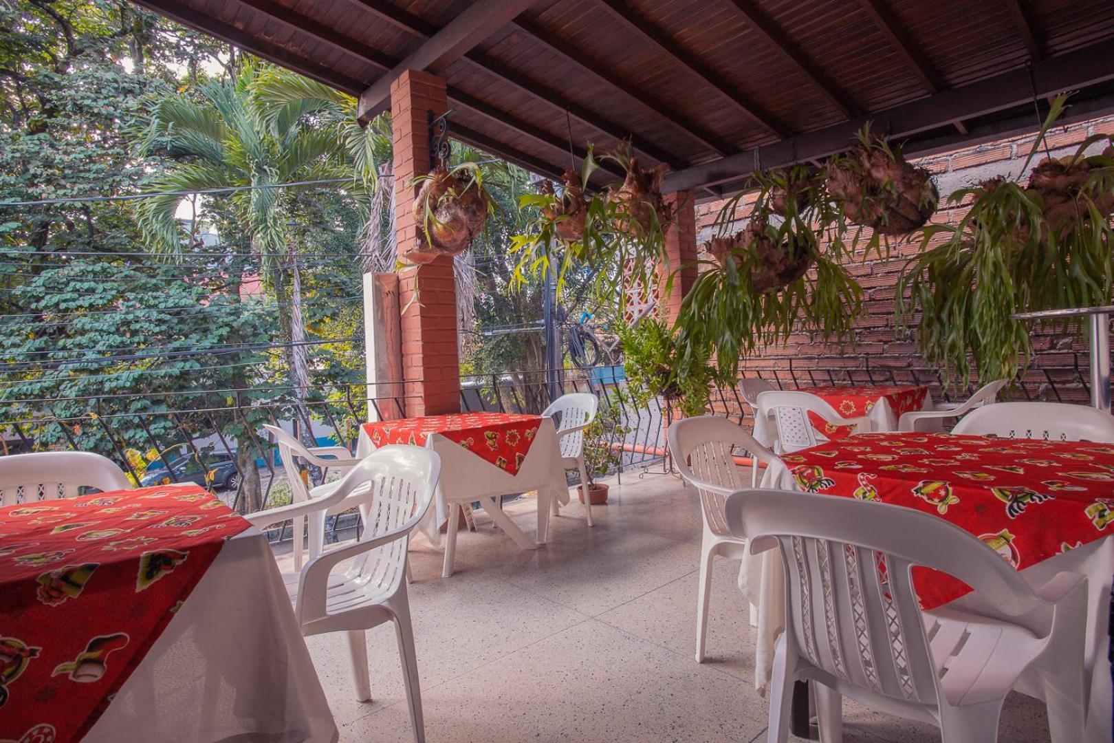Hotel Palma De Sevilla Medellin