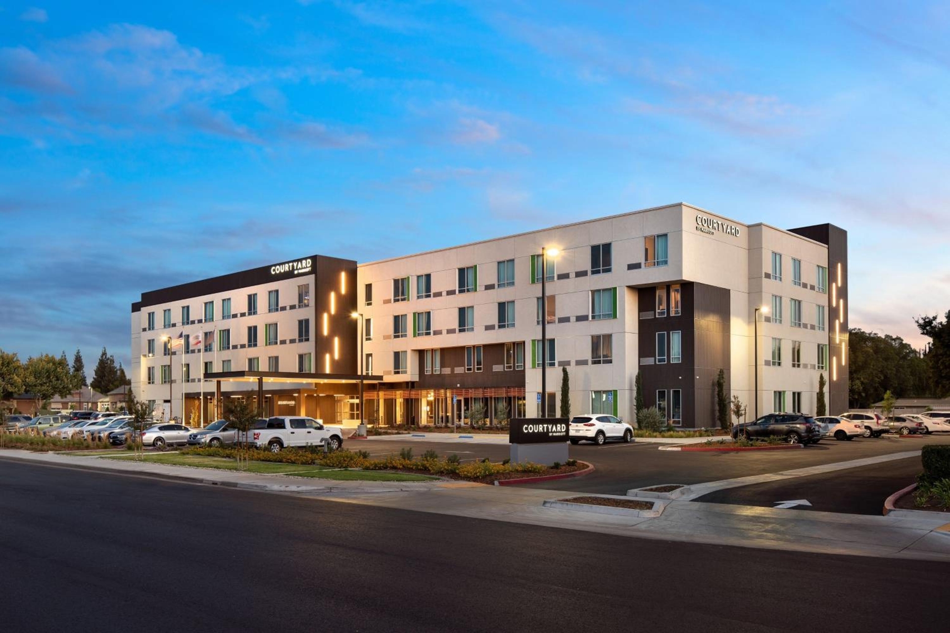 Courtyard by Marriott Fresno Clovis, Clovis