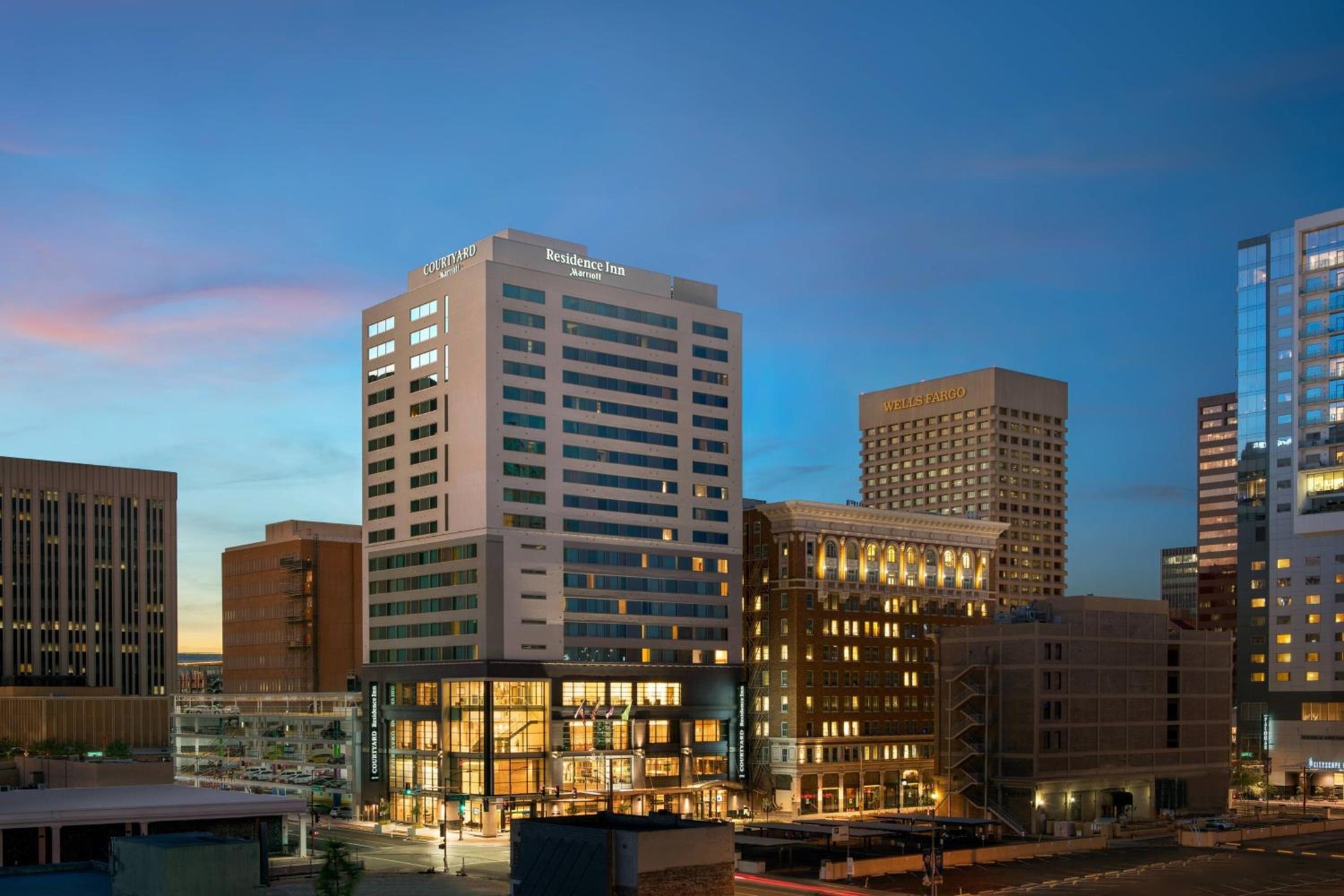 Courtyard by Marriott Phoenix Downtown, Phoenix