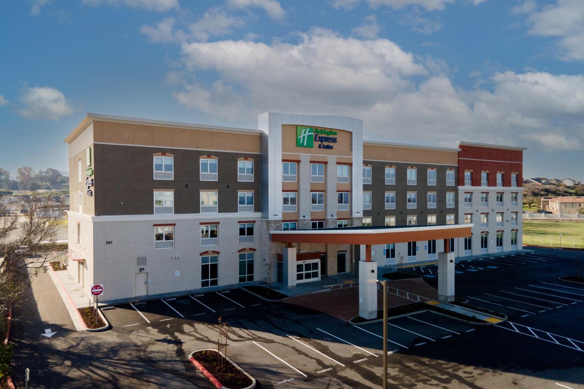 Holiday Inn Express & Suites - Hollister by IHG, Hollister