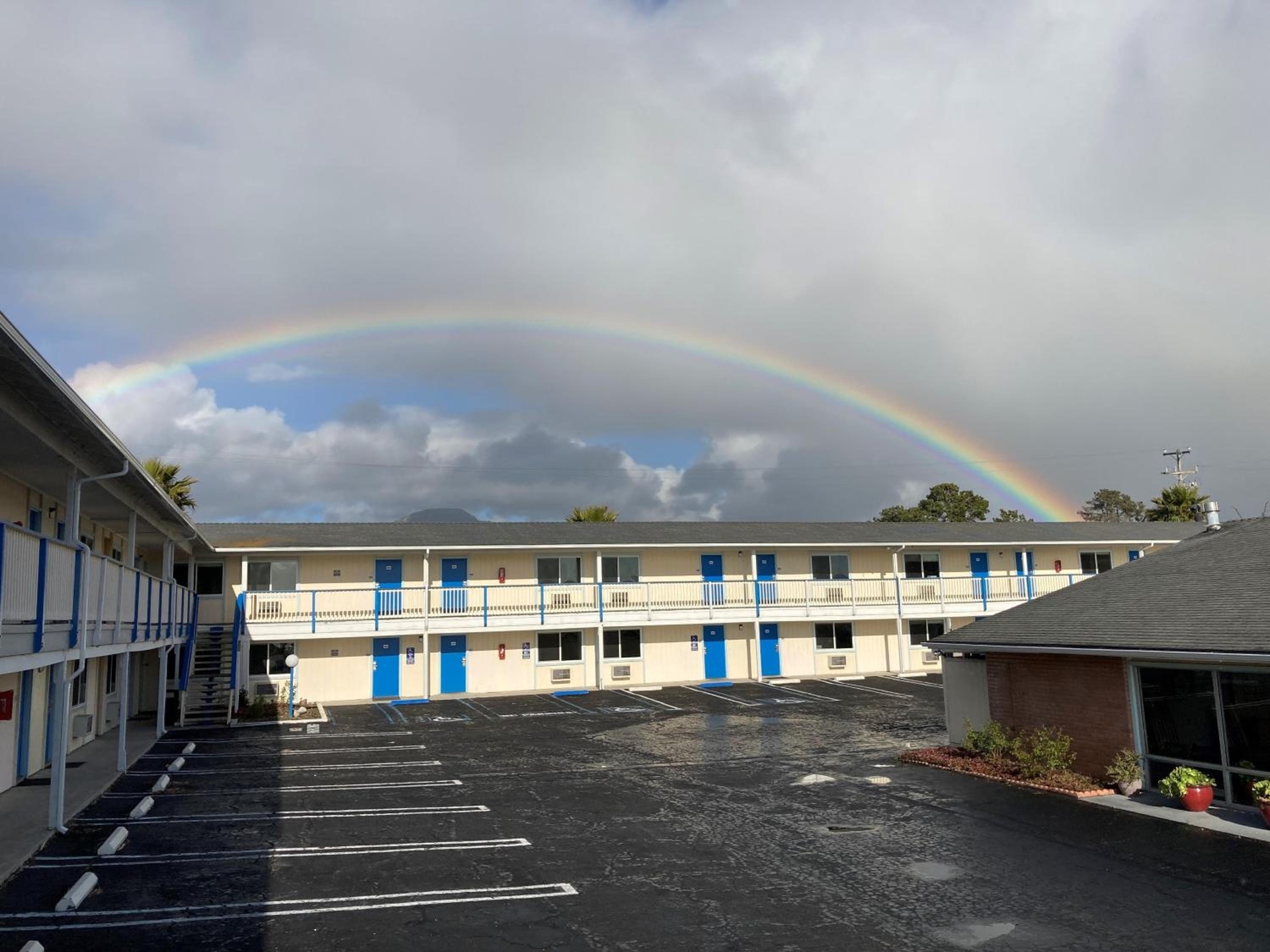 Coast Riders Inn, San Simeon