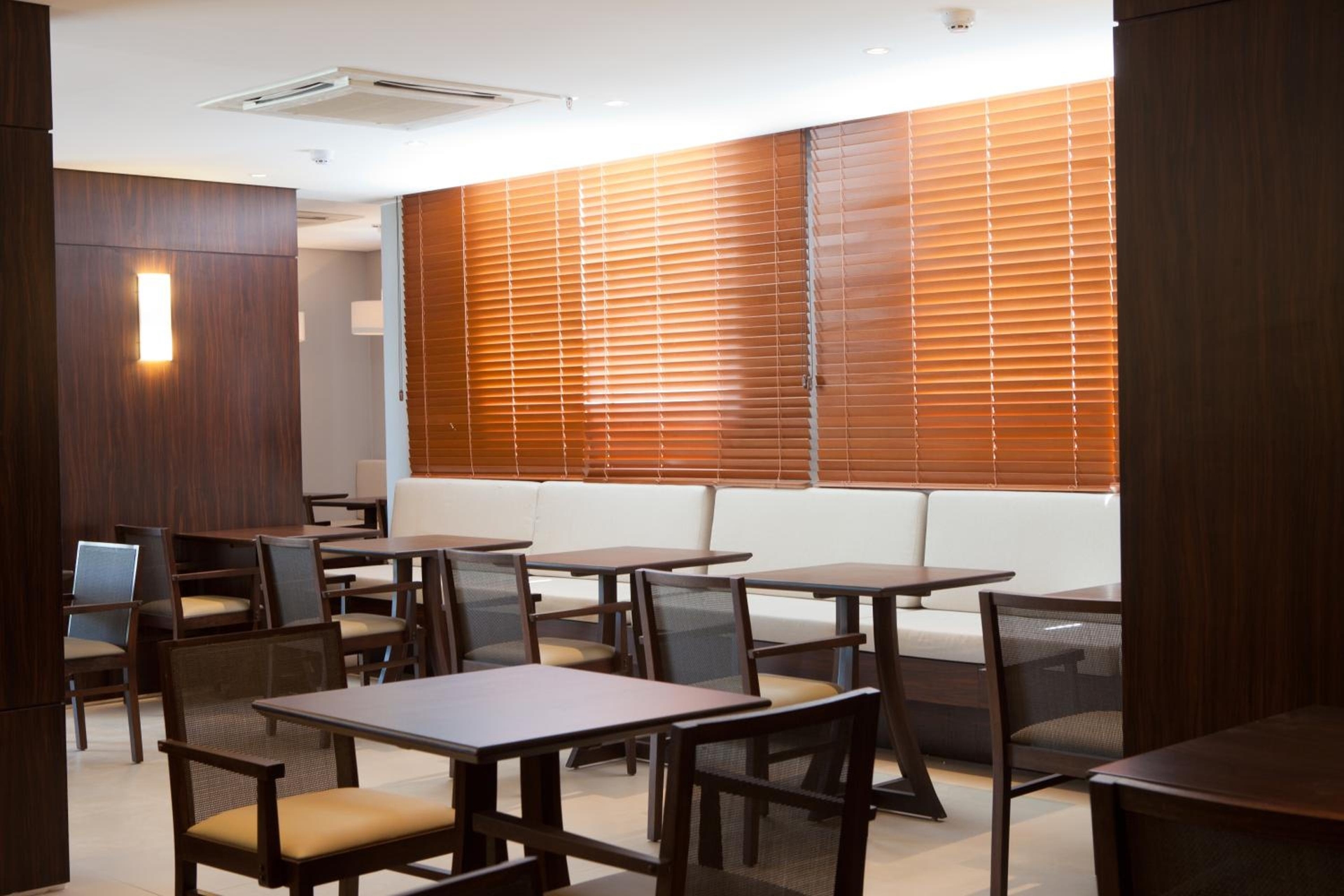Foto de Intercity Brasilia Led Aguas Claras