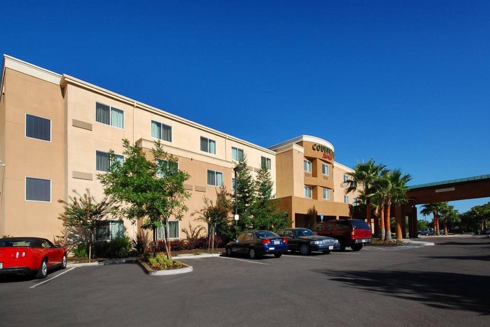 Courtyard by Marriott Merced, Merced
